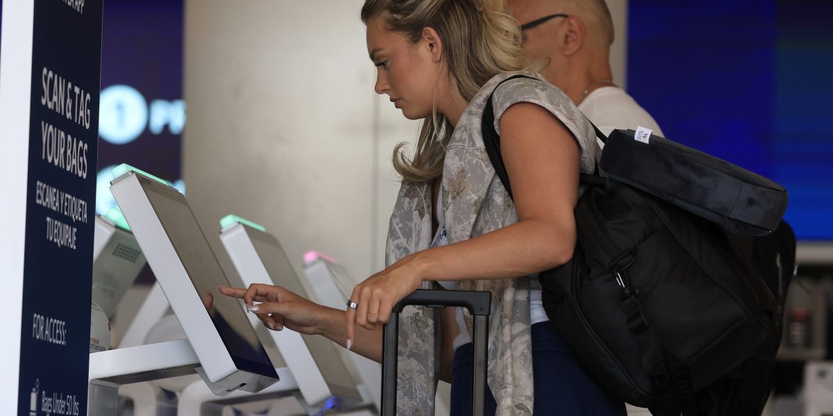 Domestic airfares climb faster than international tickets