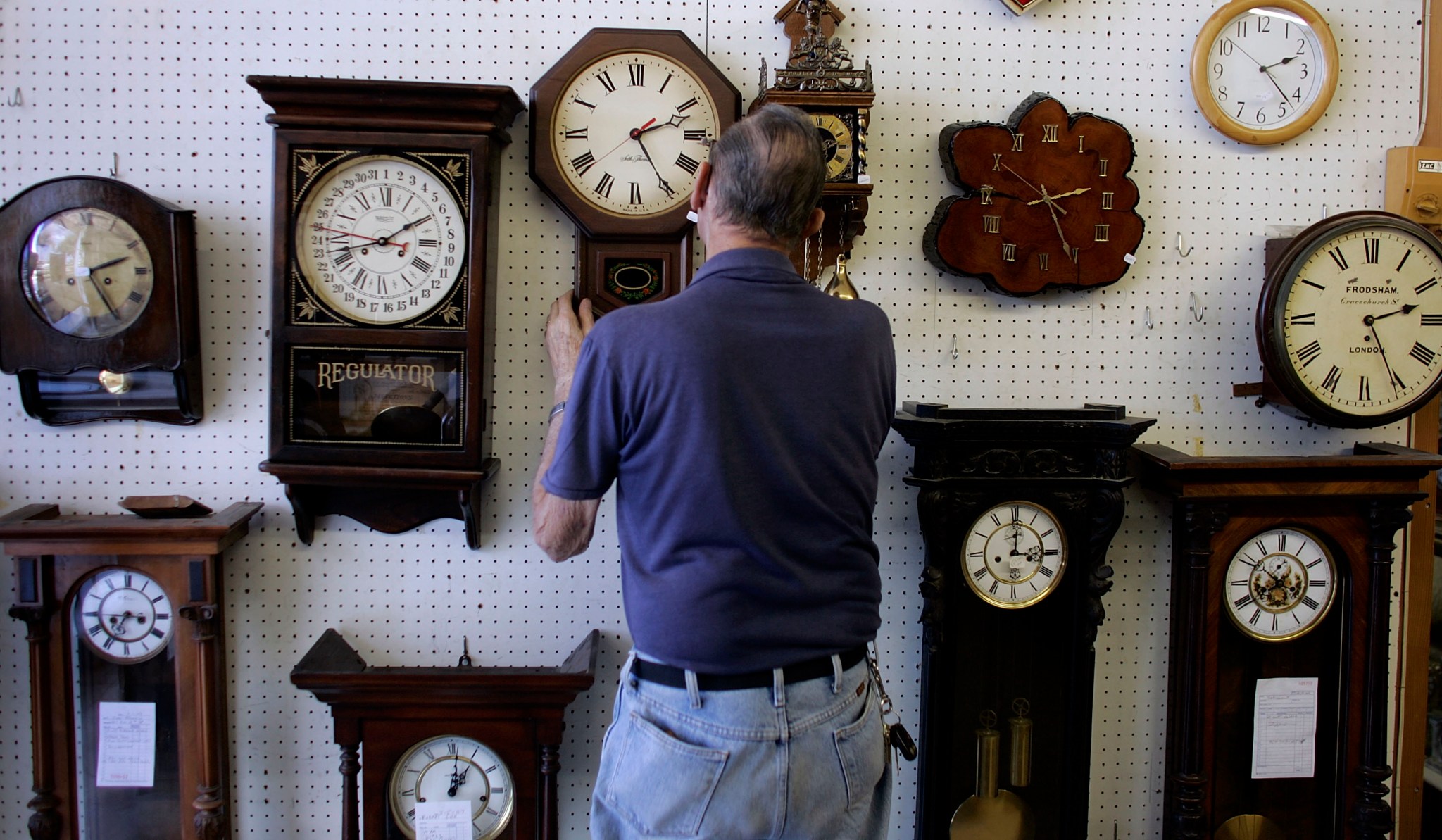 Hanke urges US to adopt UTC after House daylight saving vote