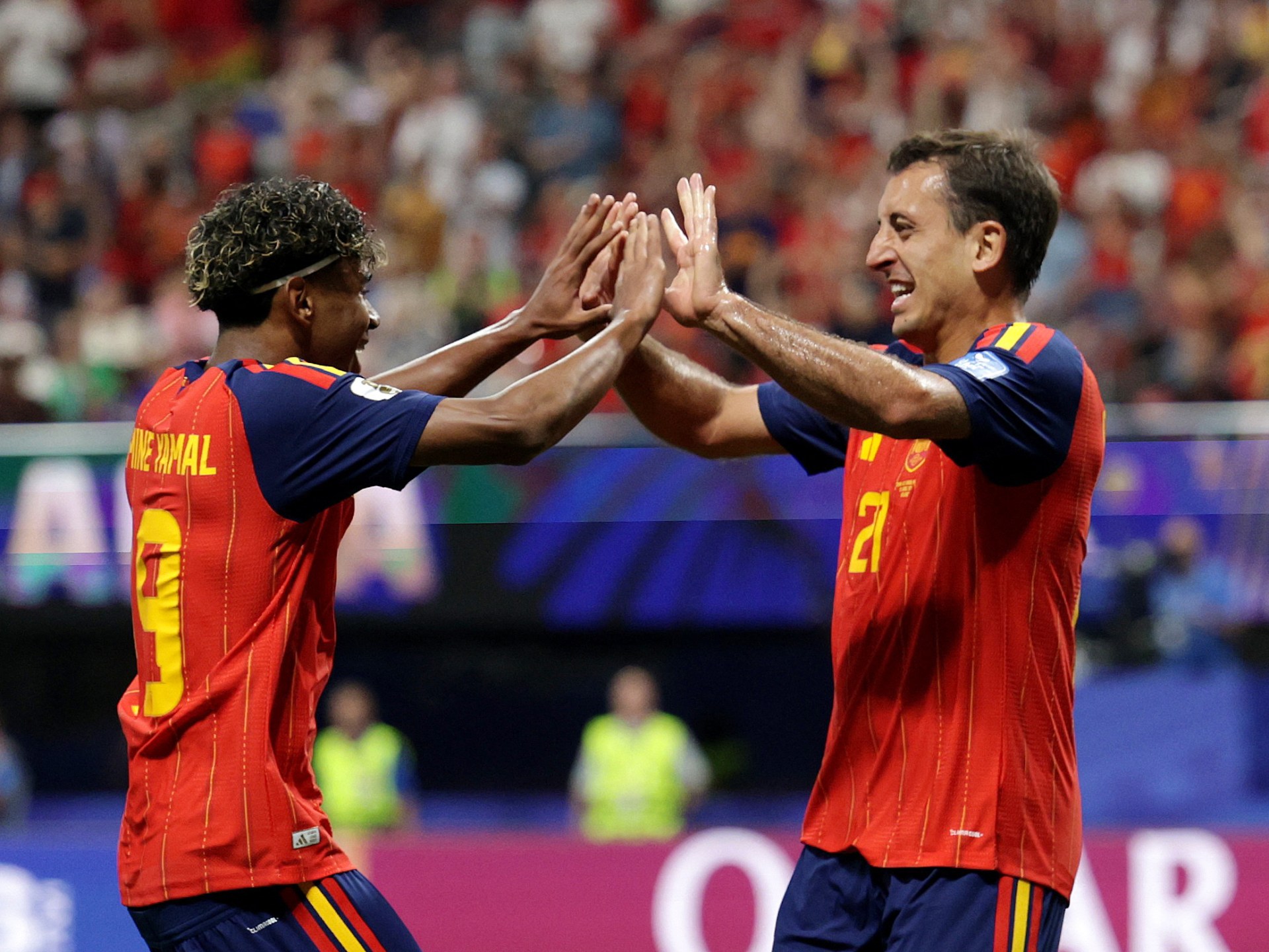 Spain and Uruguay meet with Group H places still at stake