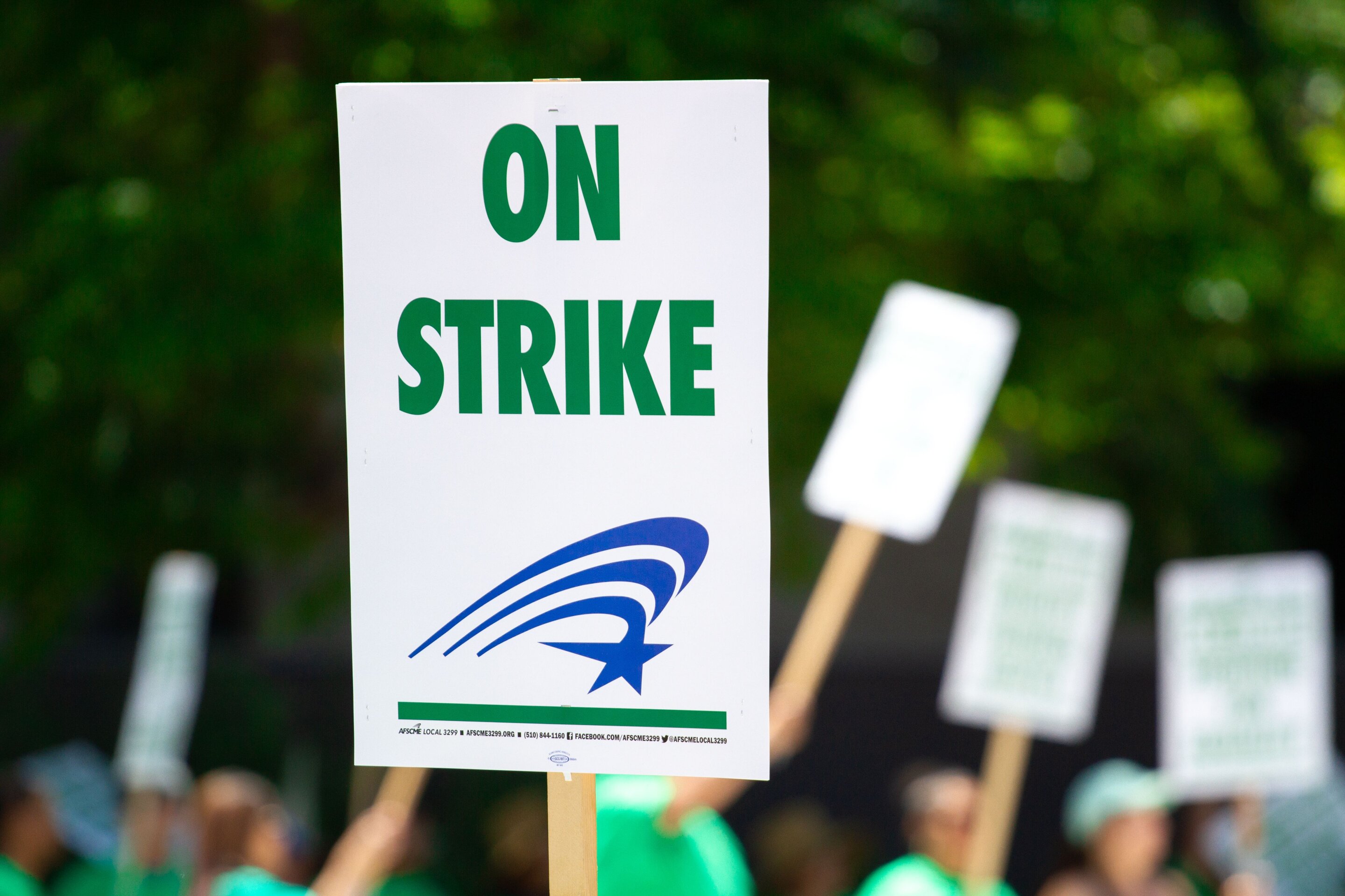 Study links Starbucks union drives to identity-based organizing