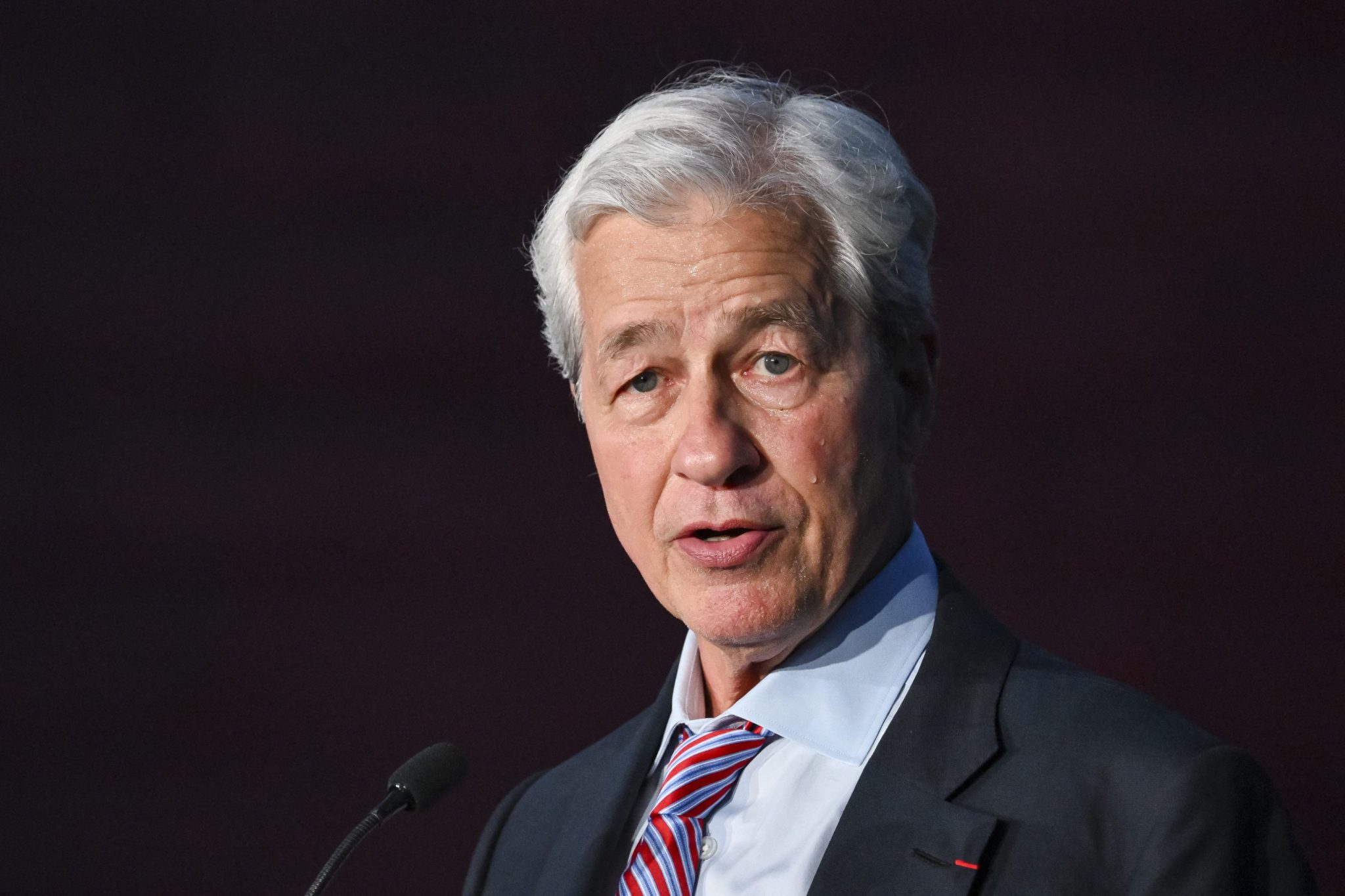 Jamie Dimon says insecure CEOs put companies at risk