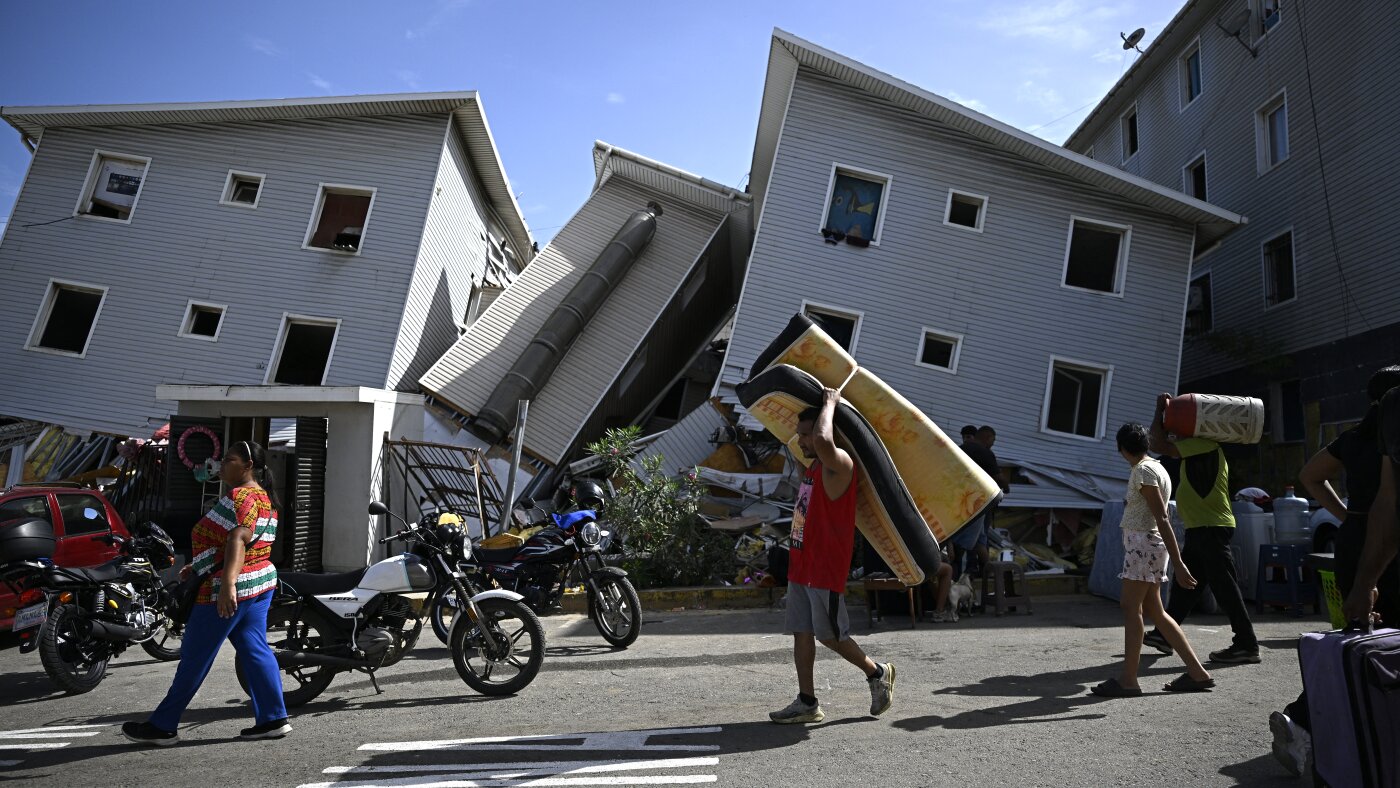 Rescuers search rubble after Venezuela’s strongest quakes in a century