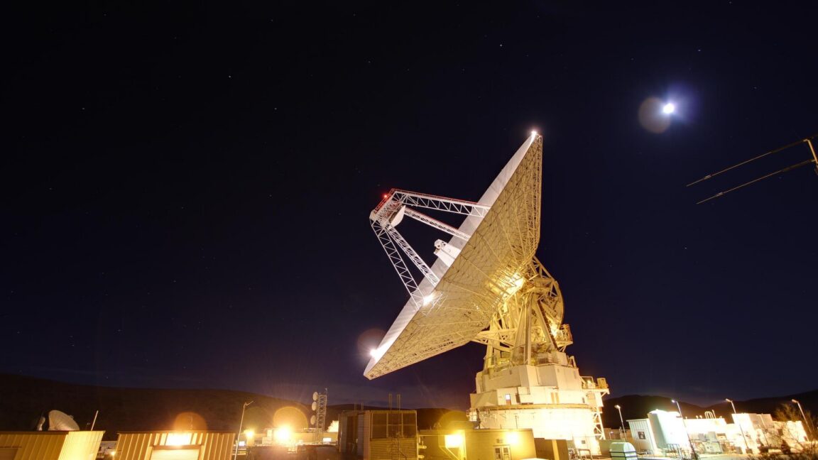 NASA says deep-space network handled Artemis II after earlier overload