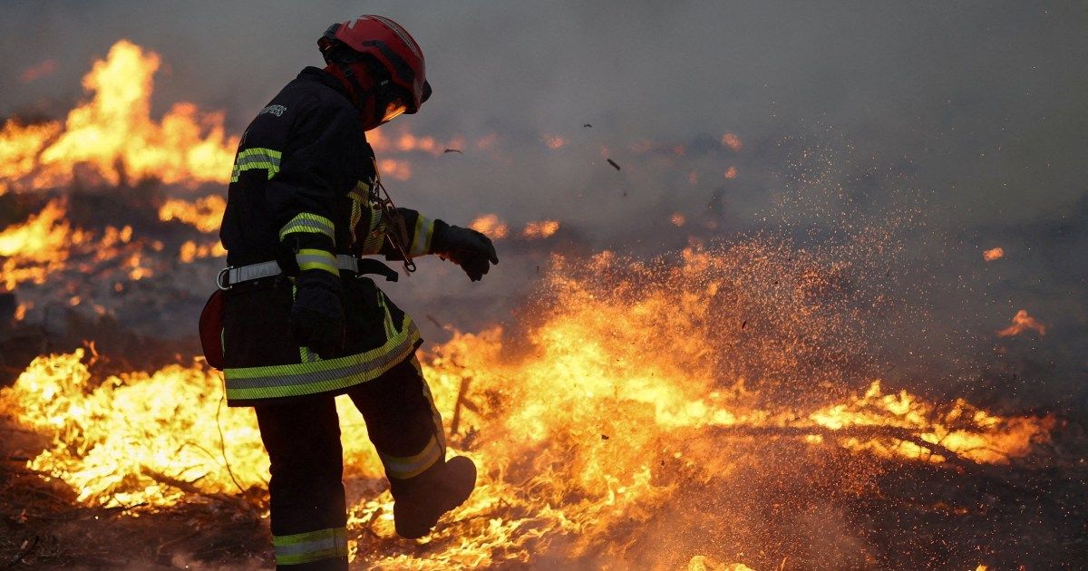 Southwest Europe wildfires force mass evacuations in France and Spain