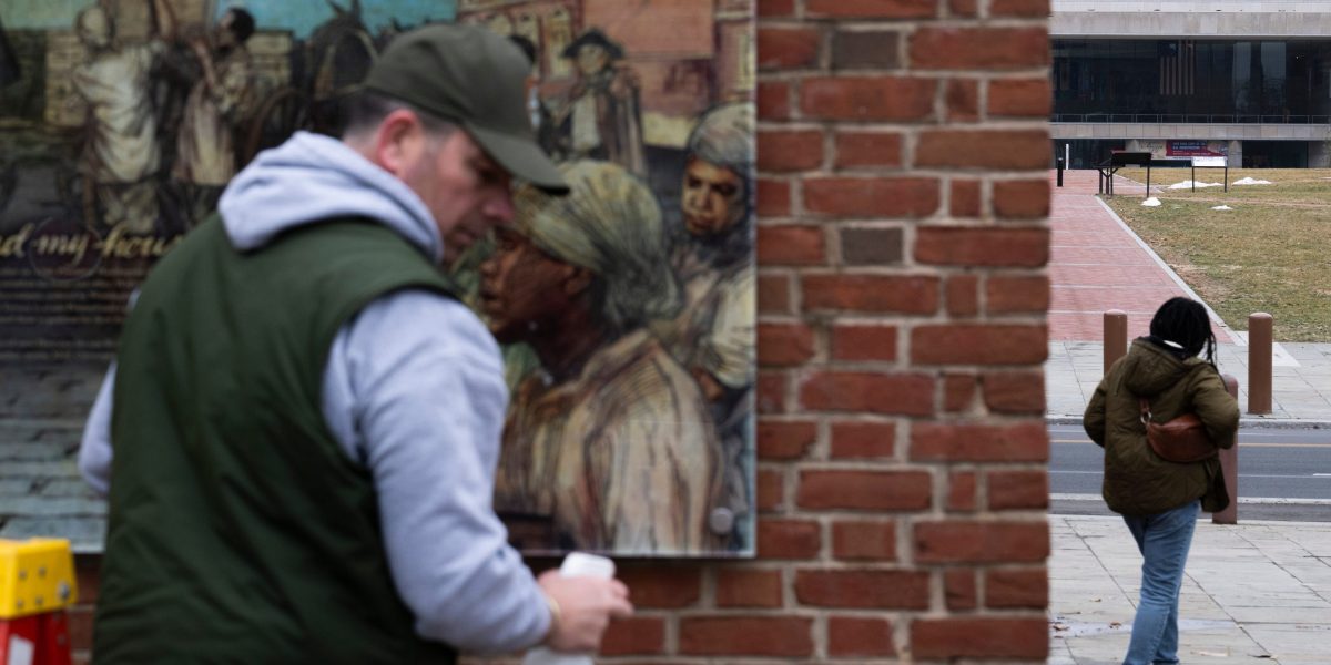Court clears Trump administration panels at Washington slavery site