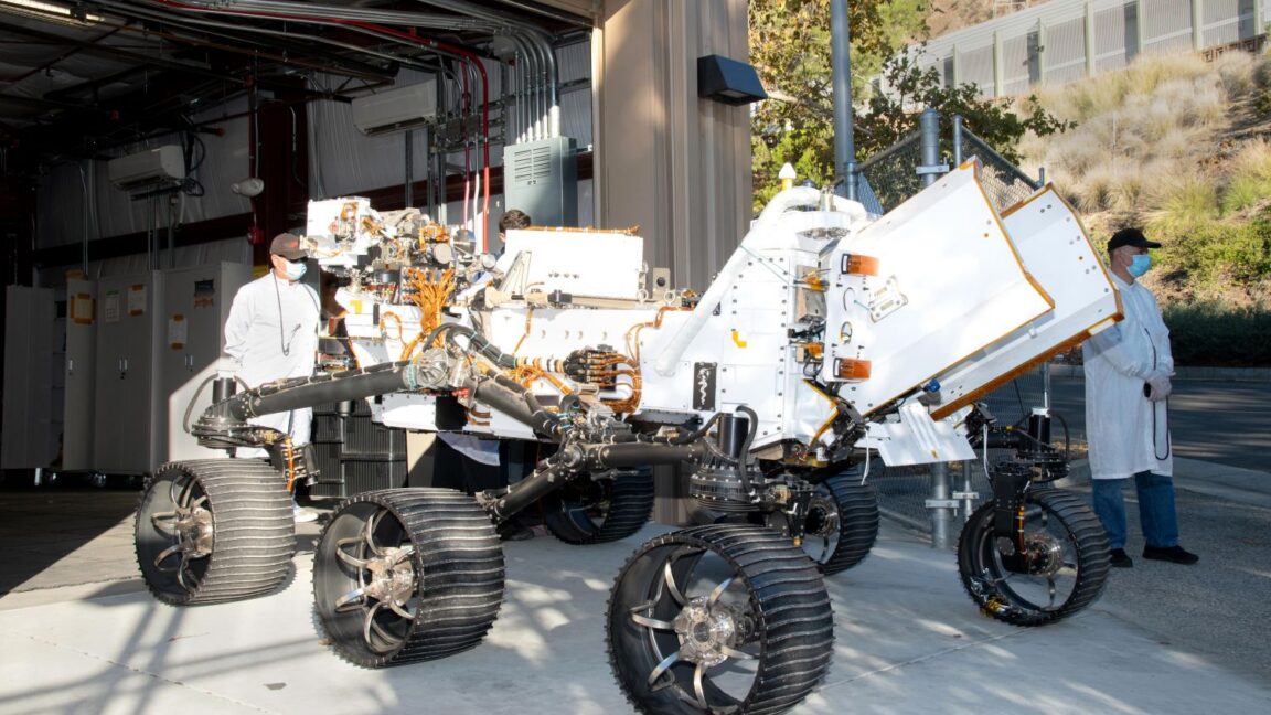 NASA weighs lunar mission for Mars rover test vehicle