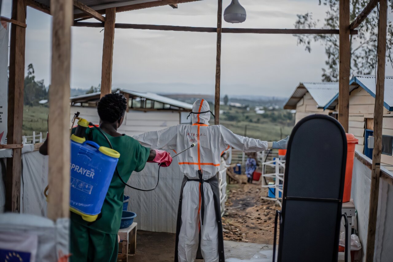 Bundibugyo Ebola vaccine trial gives first dose in Oxford