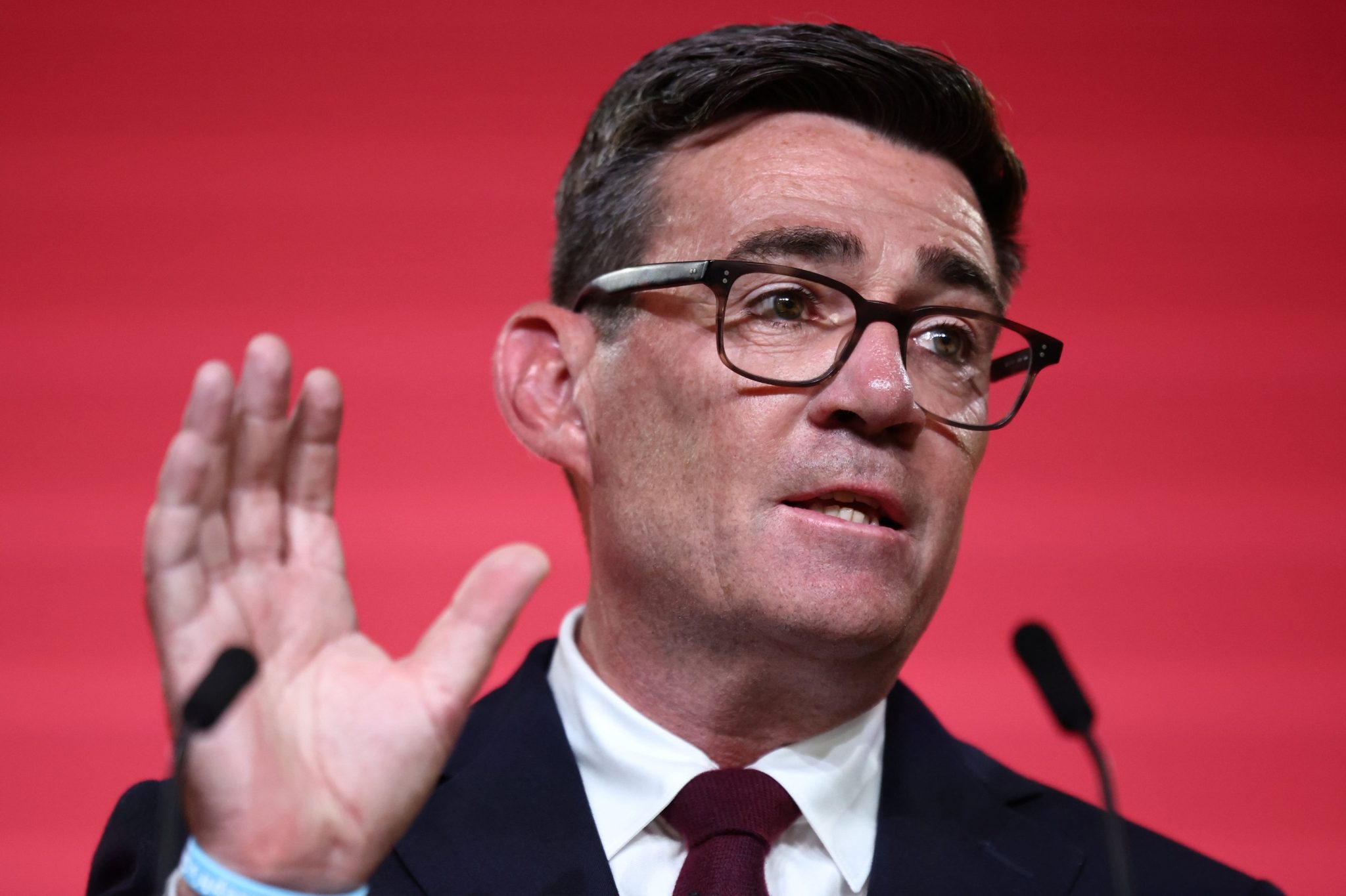 UK millionaires leaving are urged to stay by Taxfix CEO