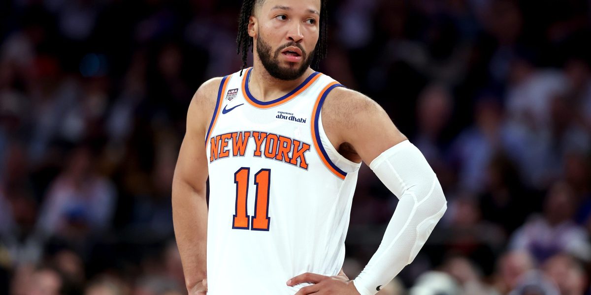 Jalen Brunson credits father after Knicks win first NBA title since 1973