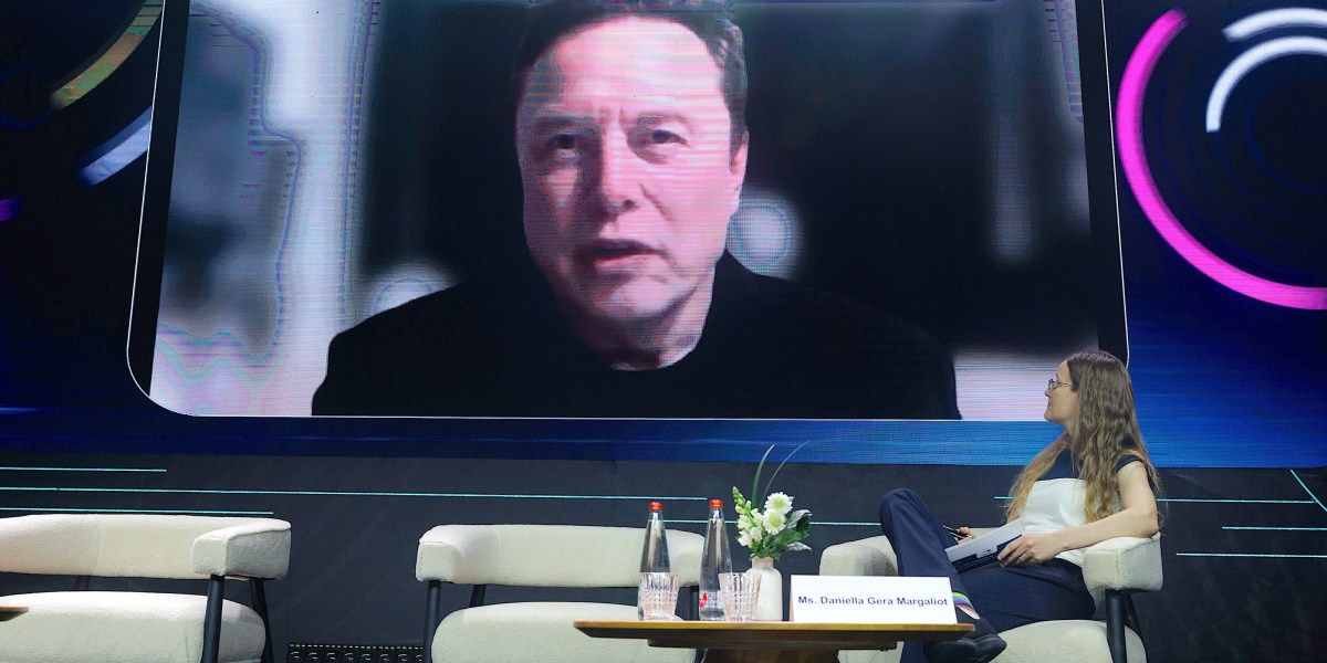 SpaceX-Tesla tie-up would create $3.4 trillion company, Fortune says