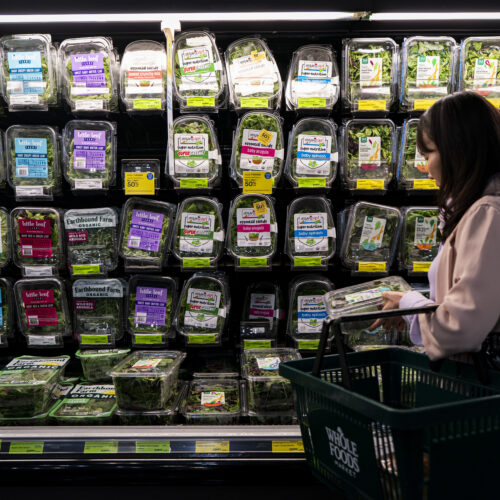 Michigan investigates leafy greens in Cyclospora outbreak
