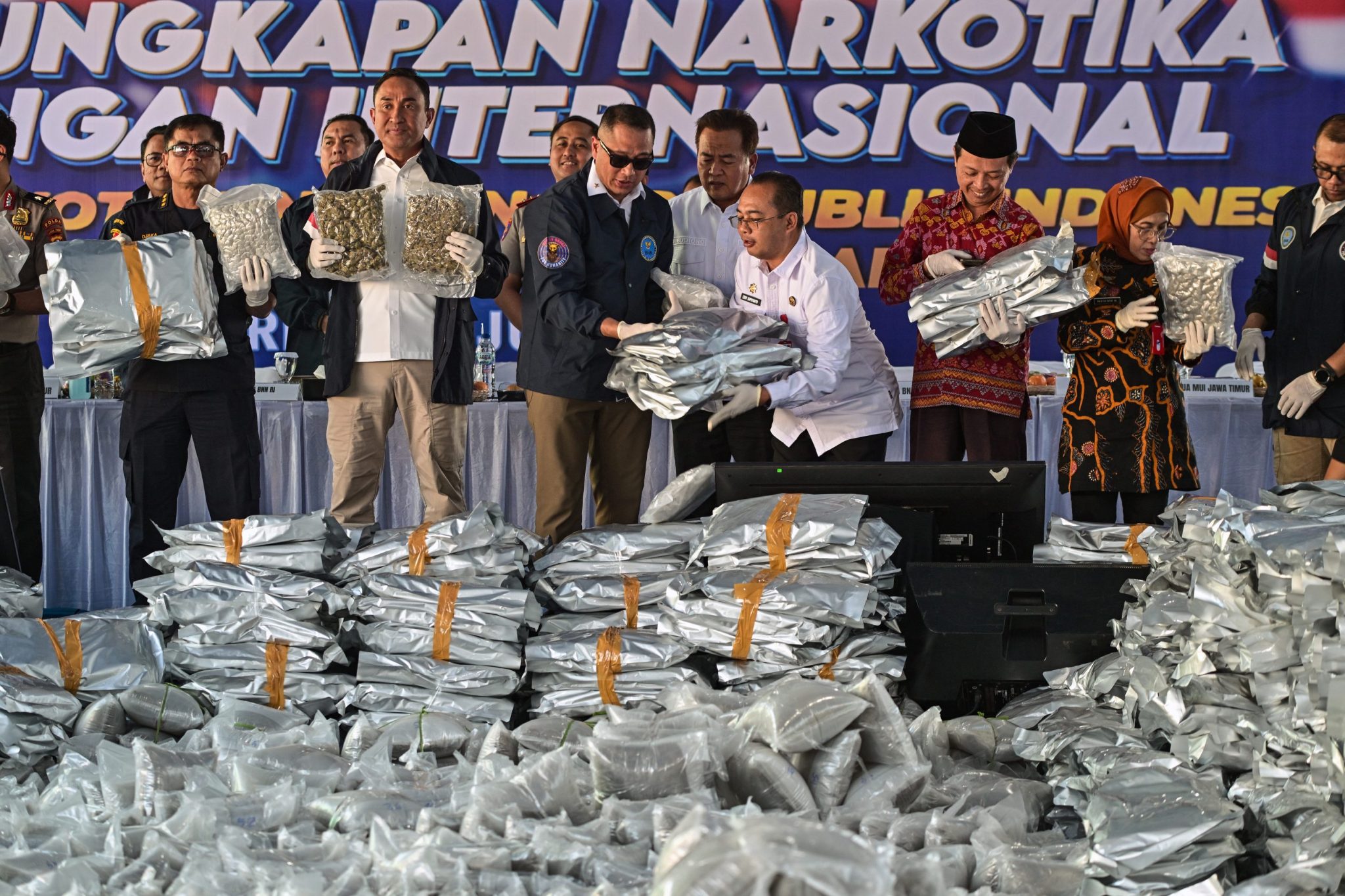 Southeast Asia crime networks expand reach through tech