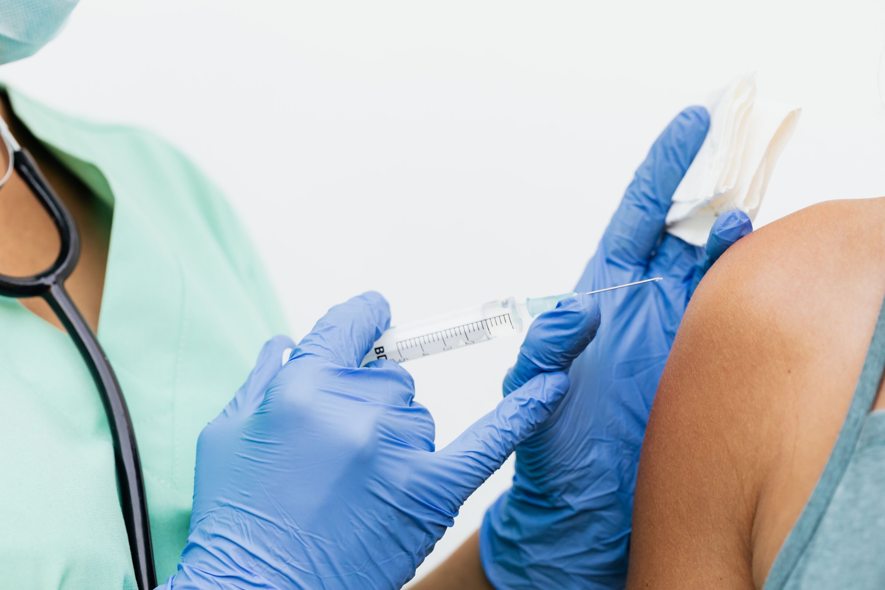 First UK patients receive targeted COPD injection