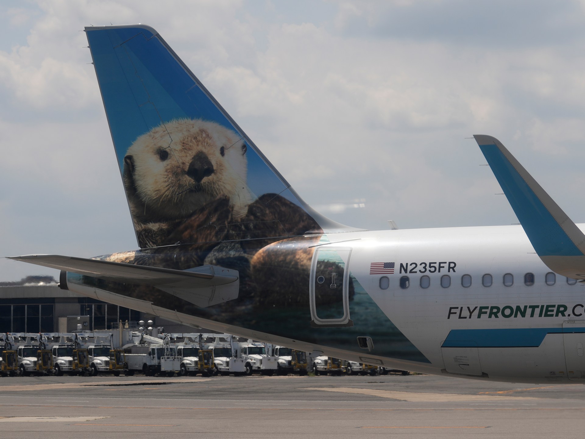 US holiday air travel falls as fuel costs lift fares