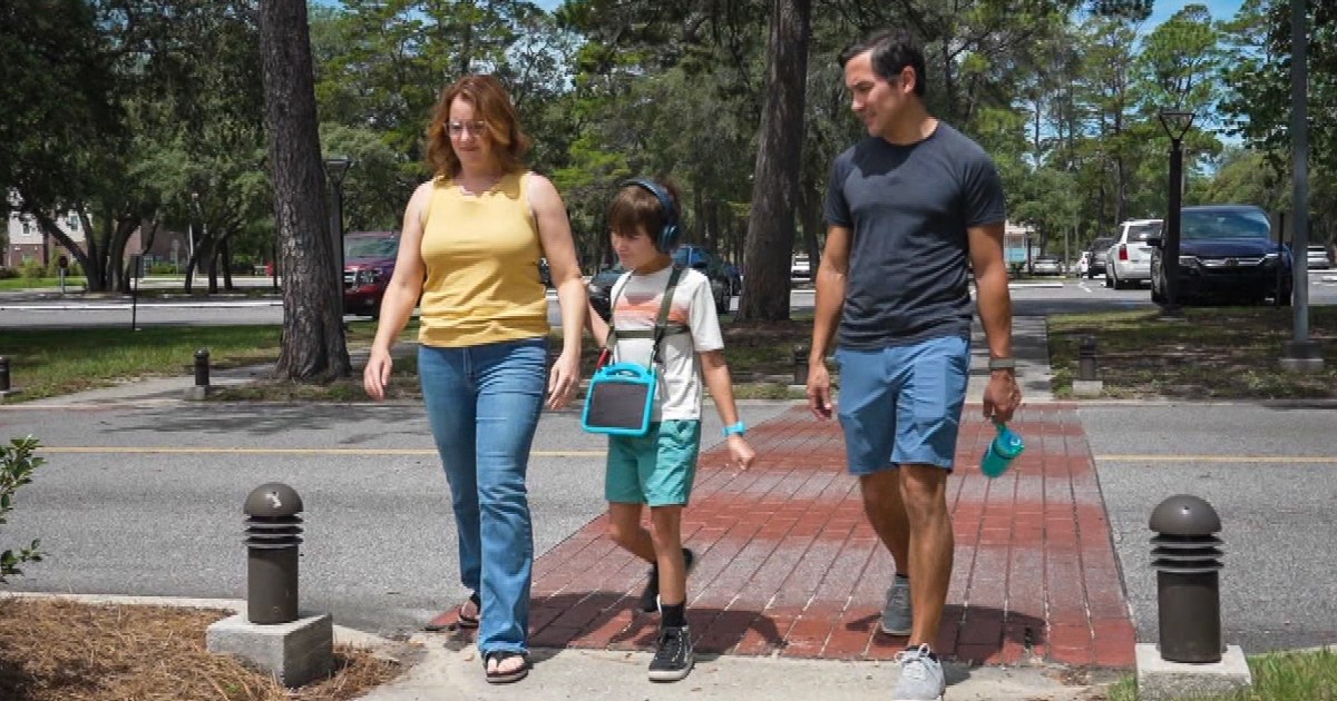 Senators press Pentagon to cover autism therapy under TRICARE
