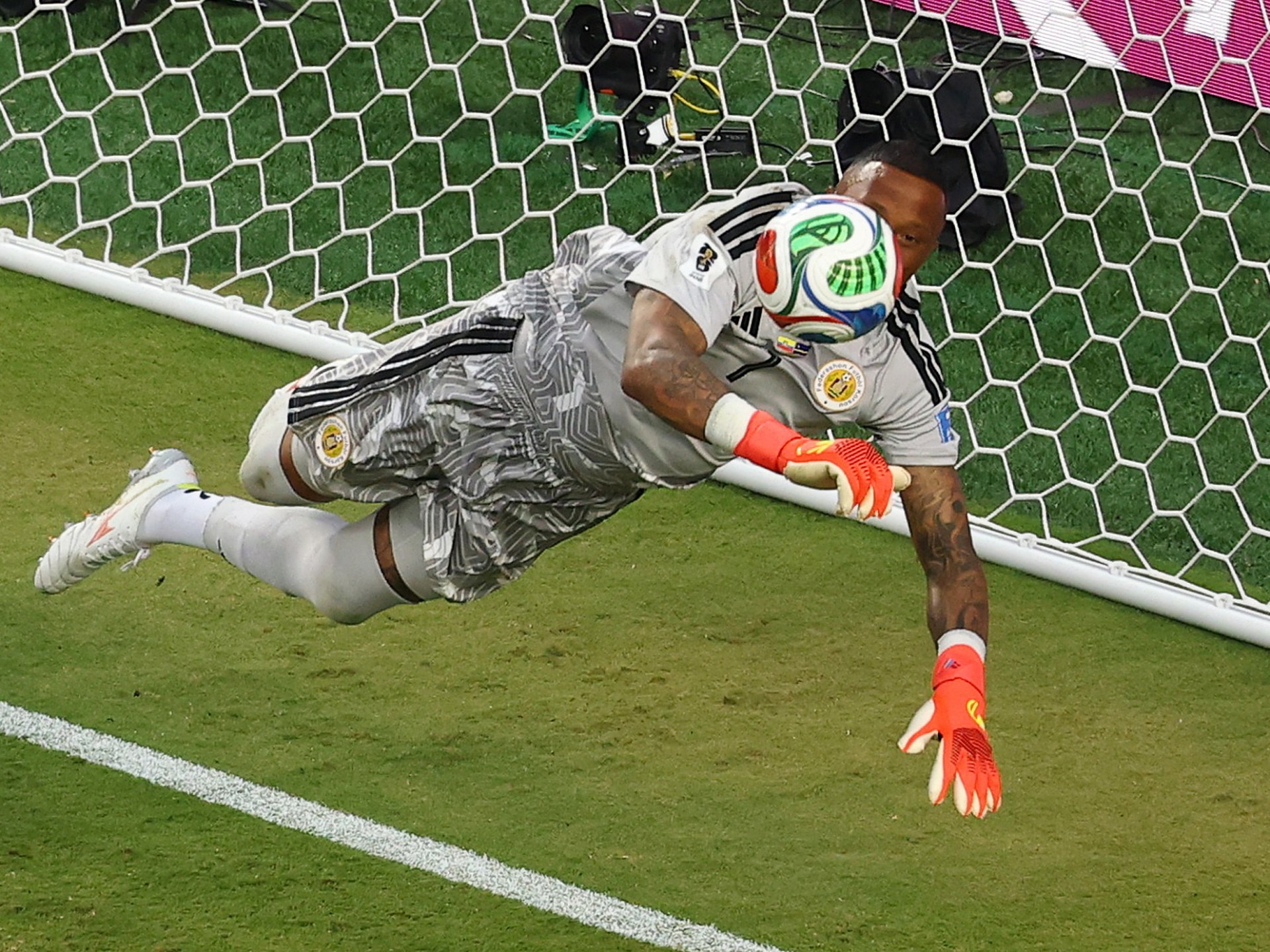Room makes 15 saves as Curacao earn first World Cup point