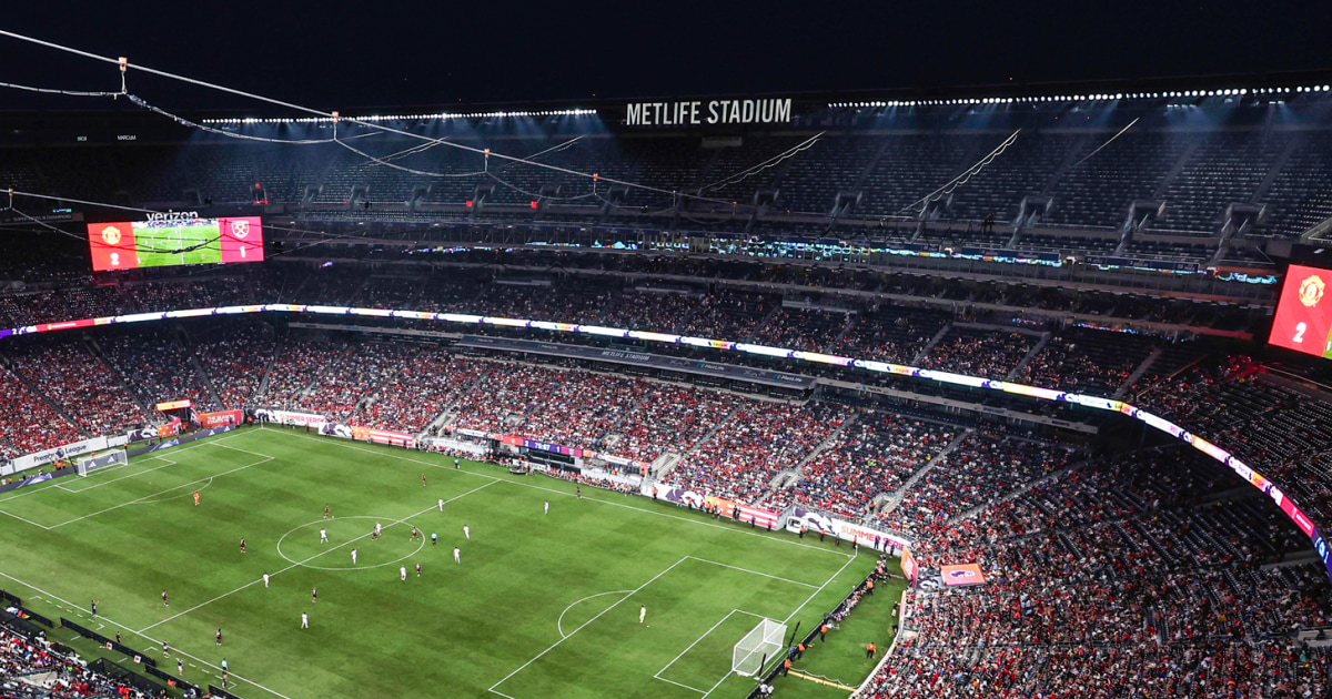 Doctors eye measles and flu risks as World Cup brings crowds to US
