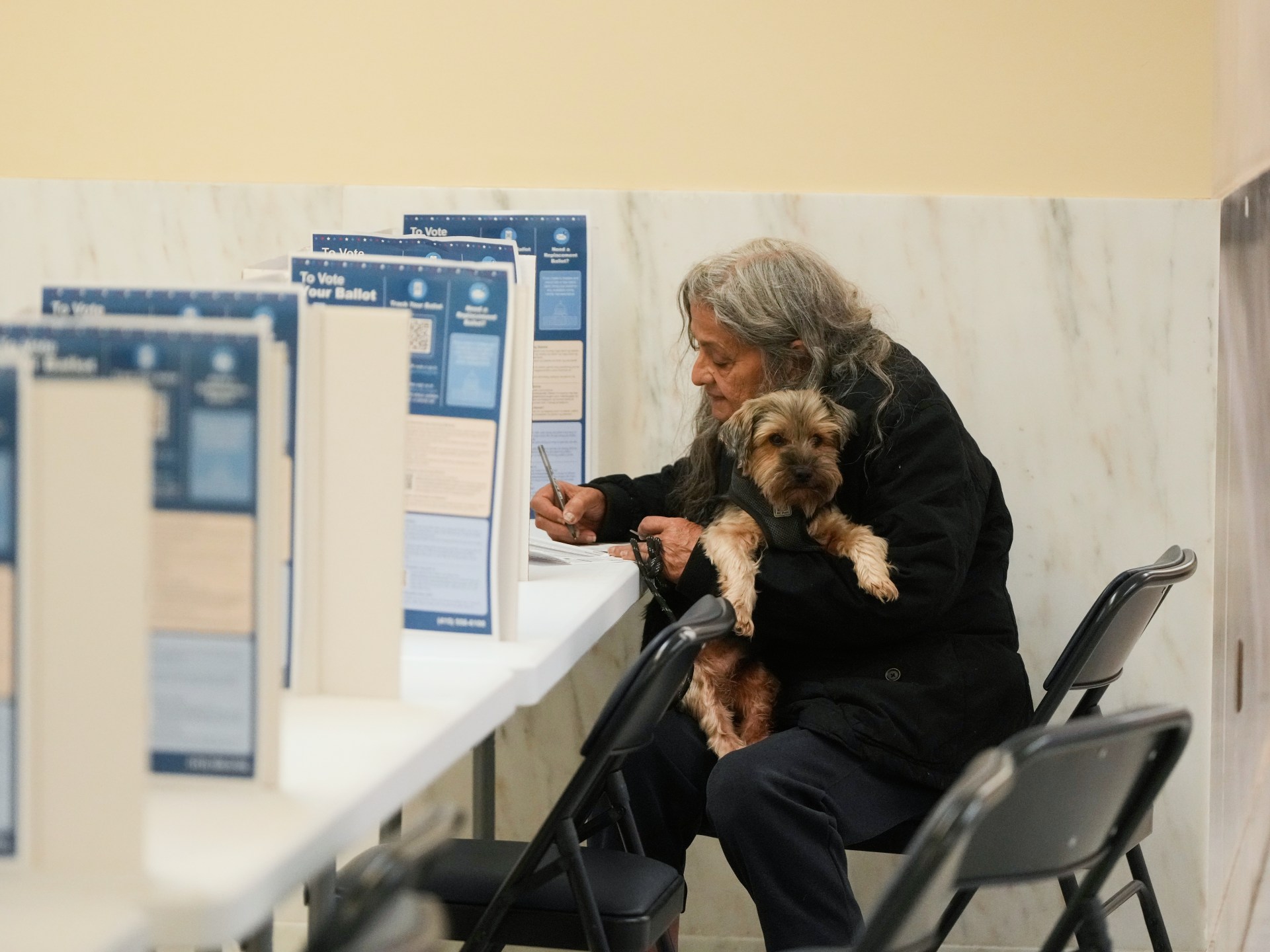 Republican-linked PACs spend in Democratic primary races