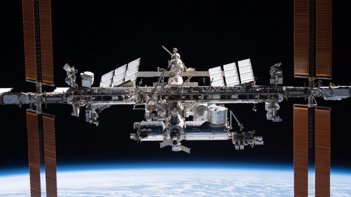 NASA draft plan raises concerns for private space station builders