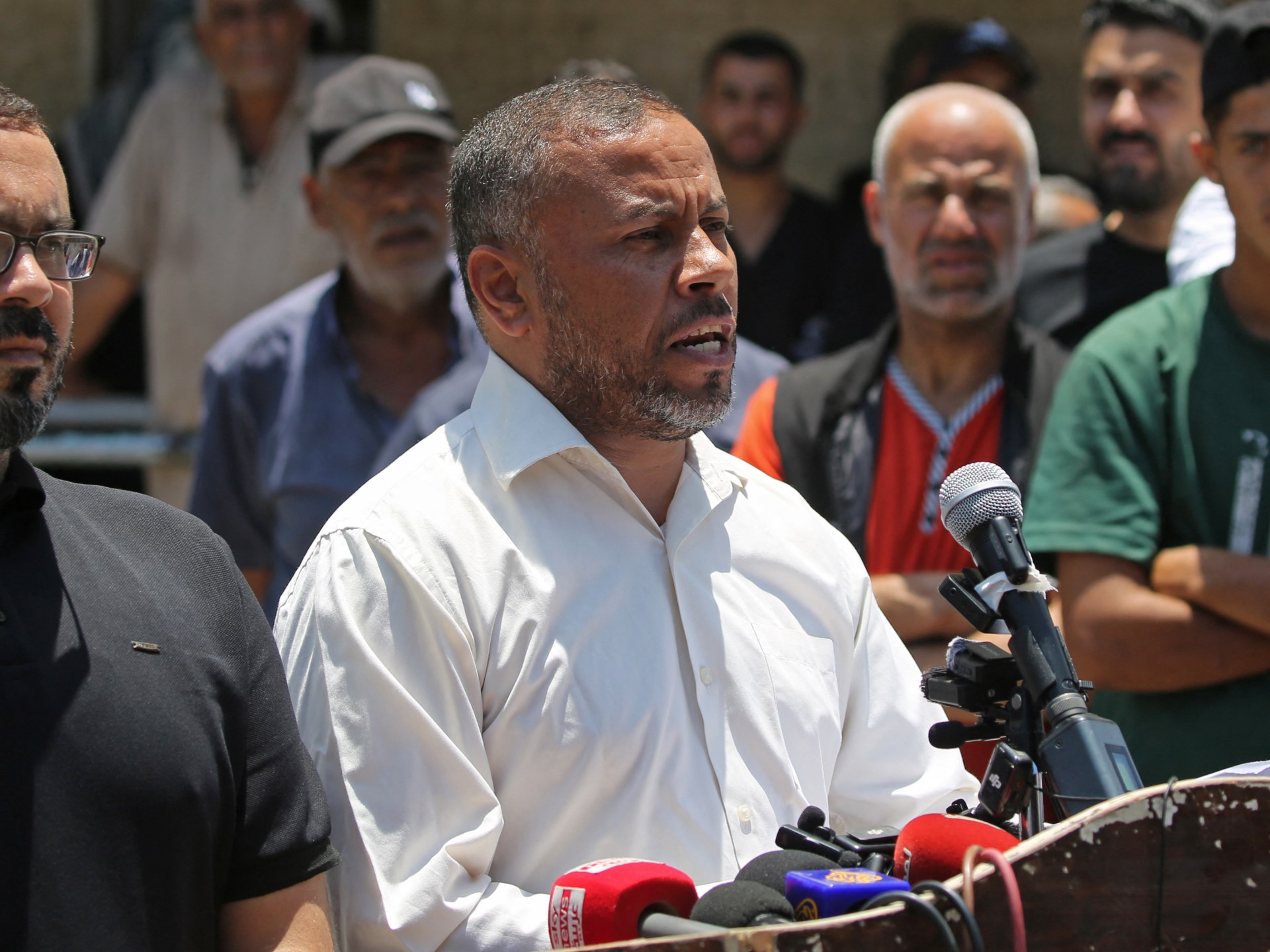 Hamas dissolves Gaza governing body to clear path for technocratic committee
