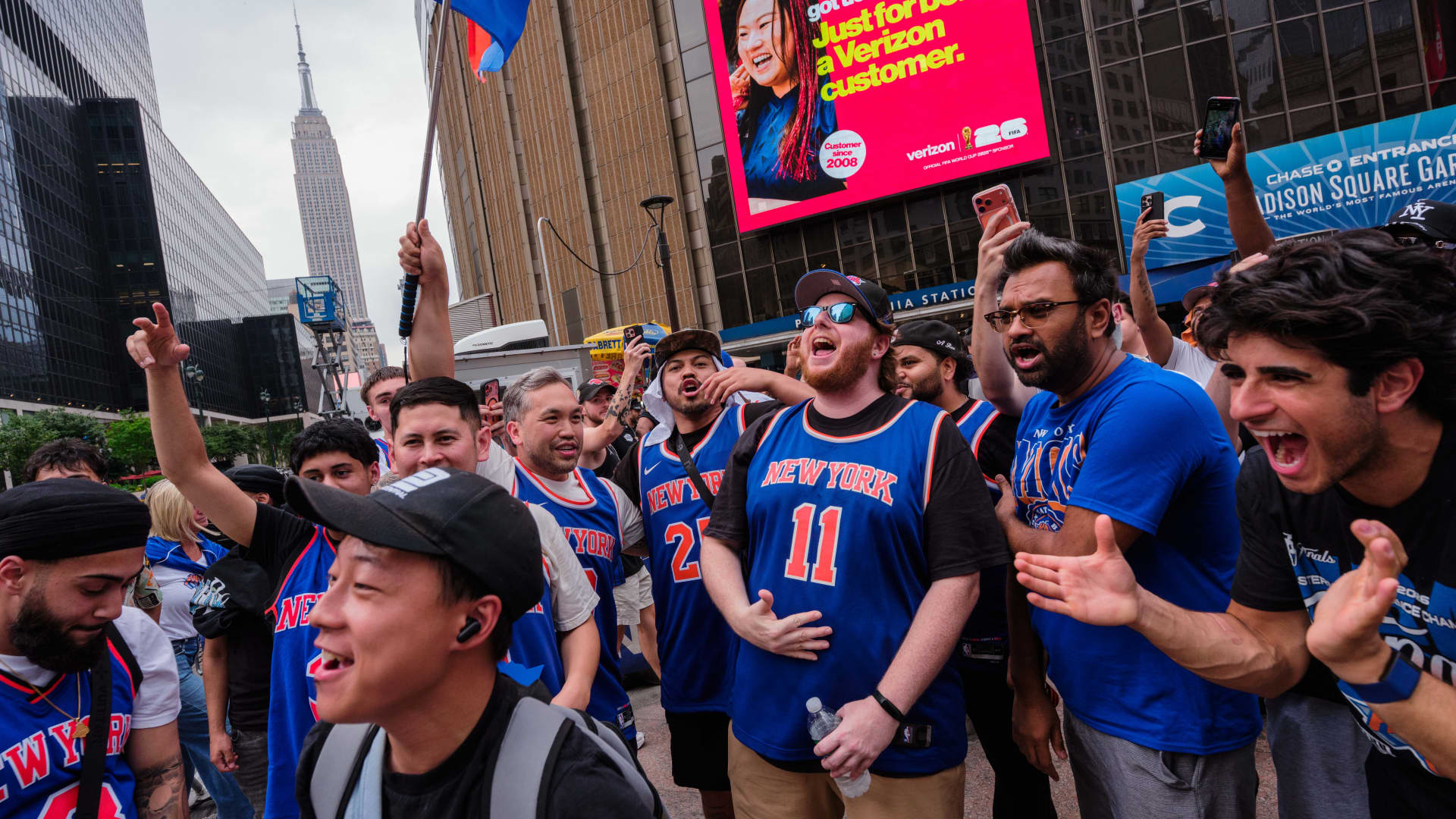 Sports leagues test social video as young fans shift viewing habits