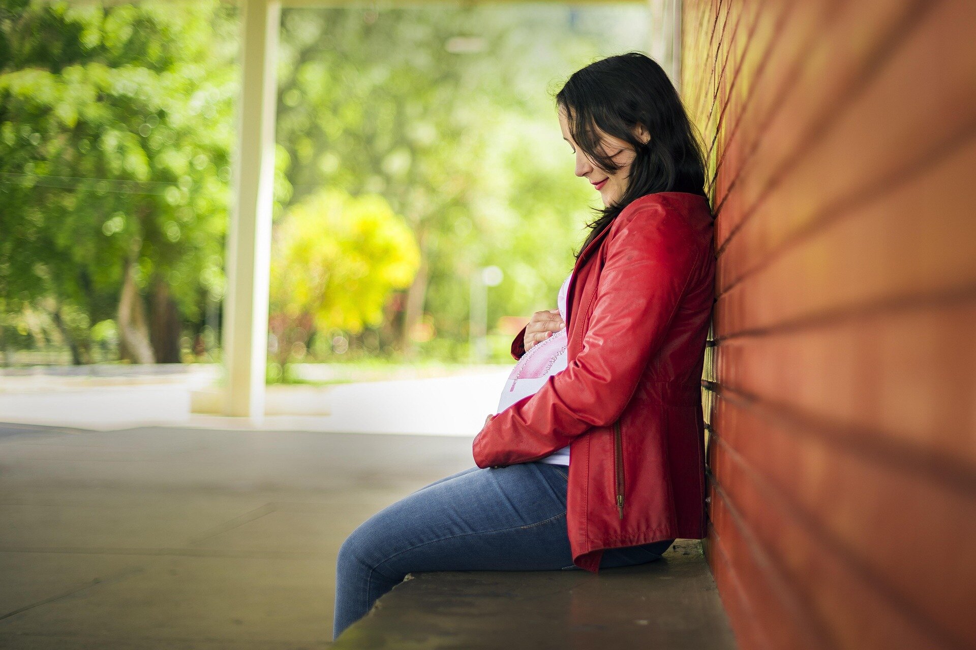 Early pregnancy pollution tied to lasting depressive symptoms in study