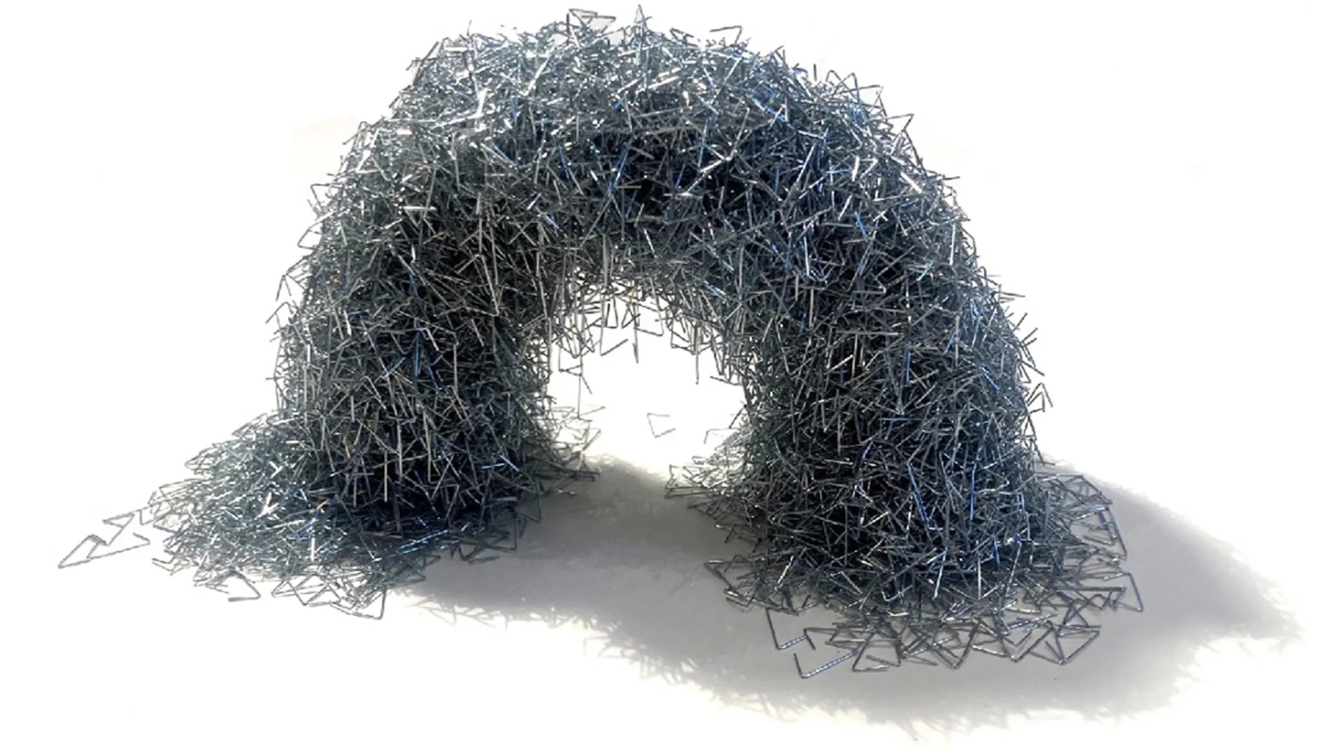 Staple-shaped particles point to materials that lock and release