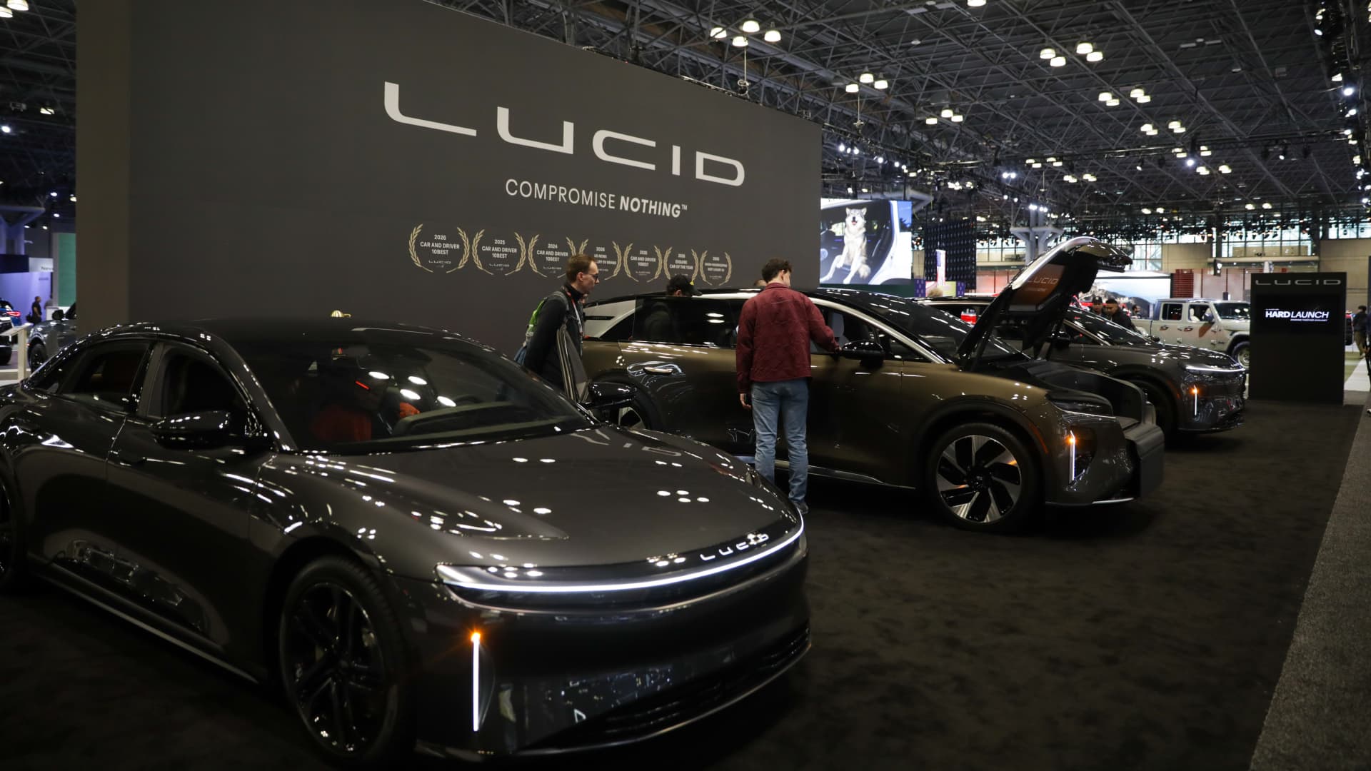 Lucid to cut about 18% of U.S. staff as COO exits