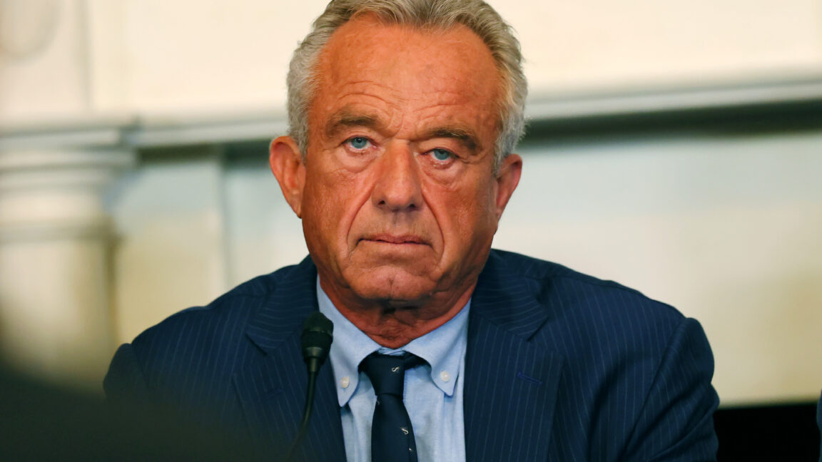 RFK Jr. peptides panel backs easing FDA manufacturing limits
