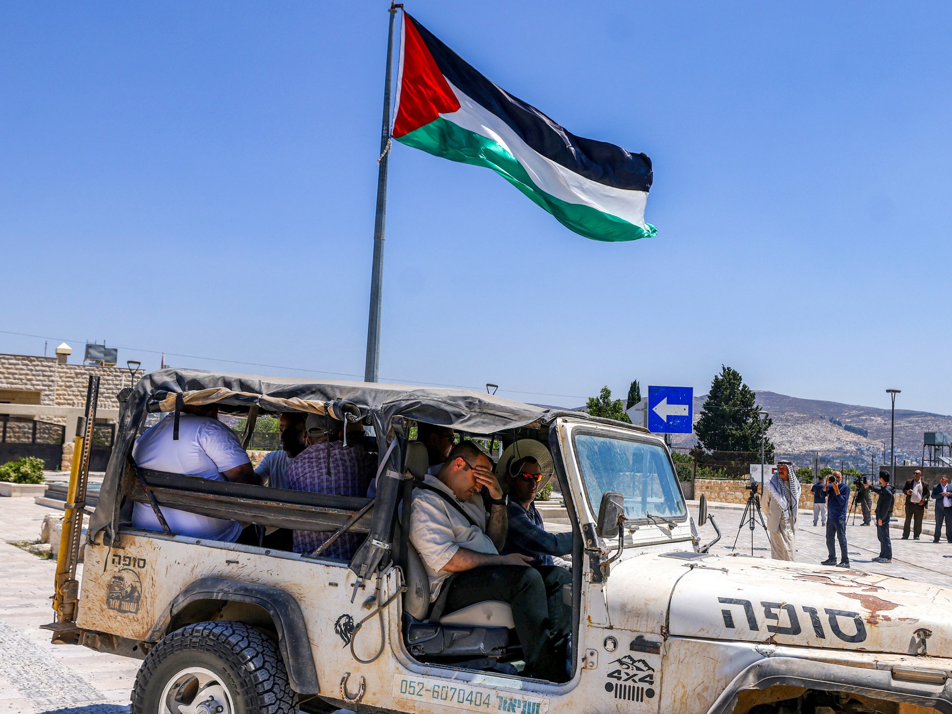 Settler attacks hit power, water and farms in West Bank