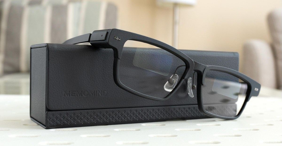 Xgimi launches camera-free MemoMind One smart glasses