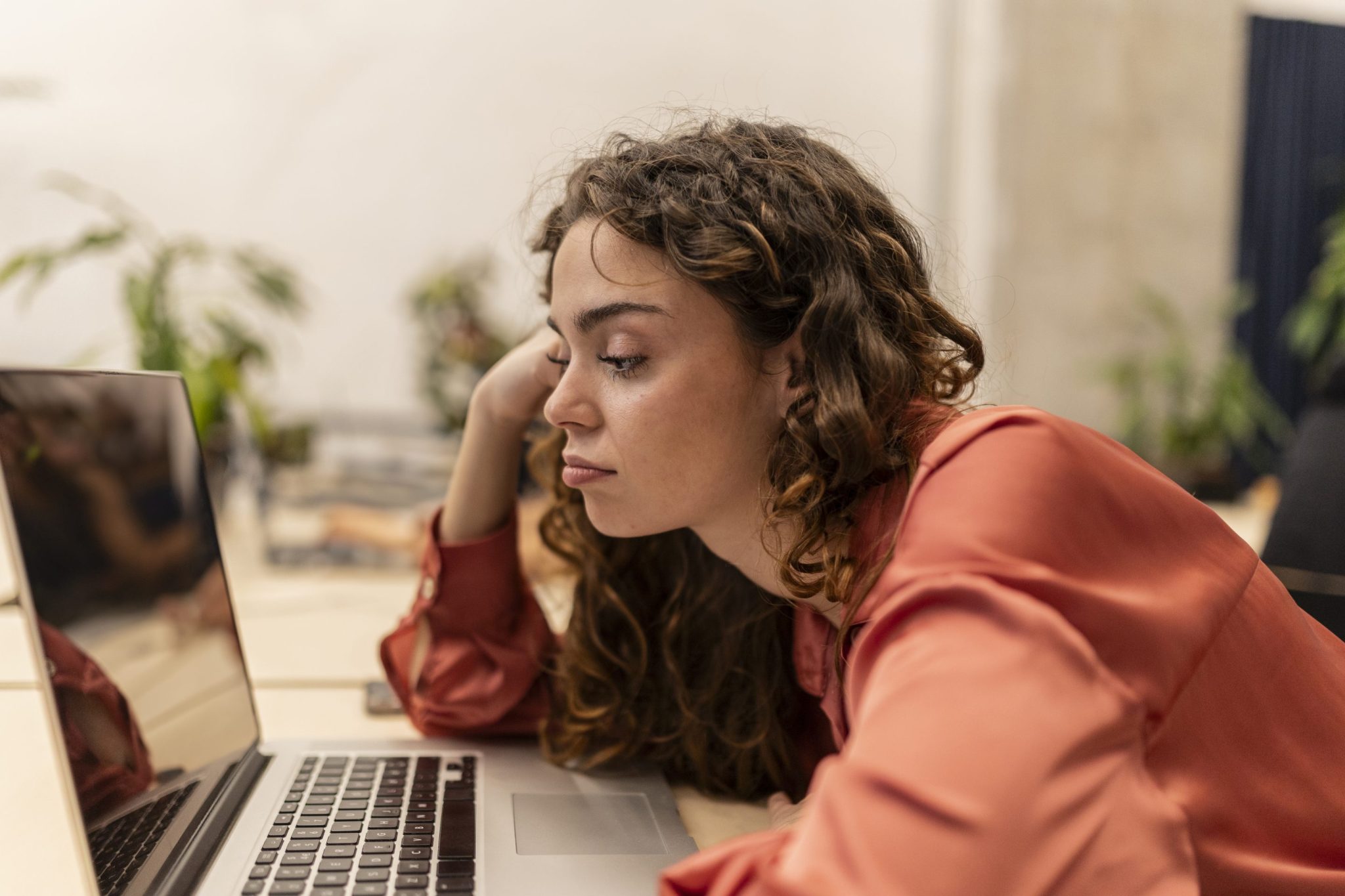 Money dysmorphia high earners report financial stress despite six figures