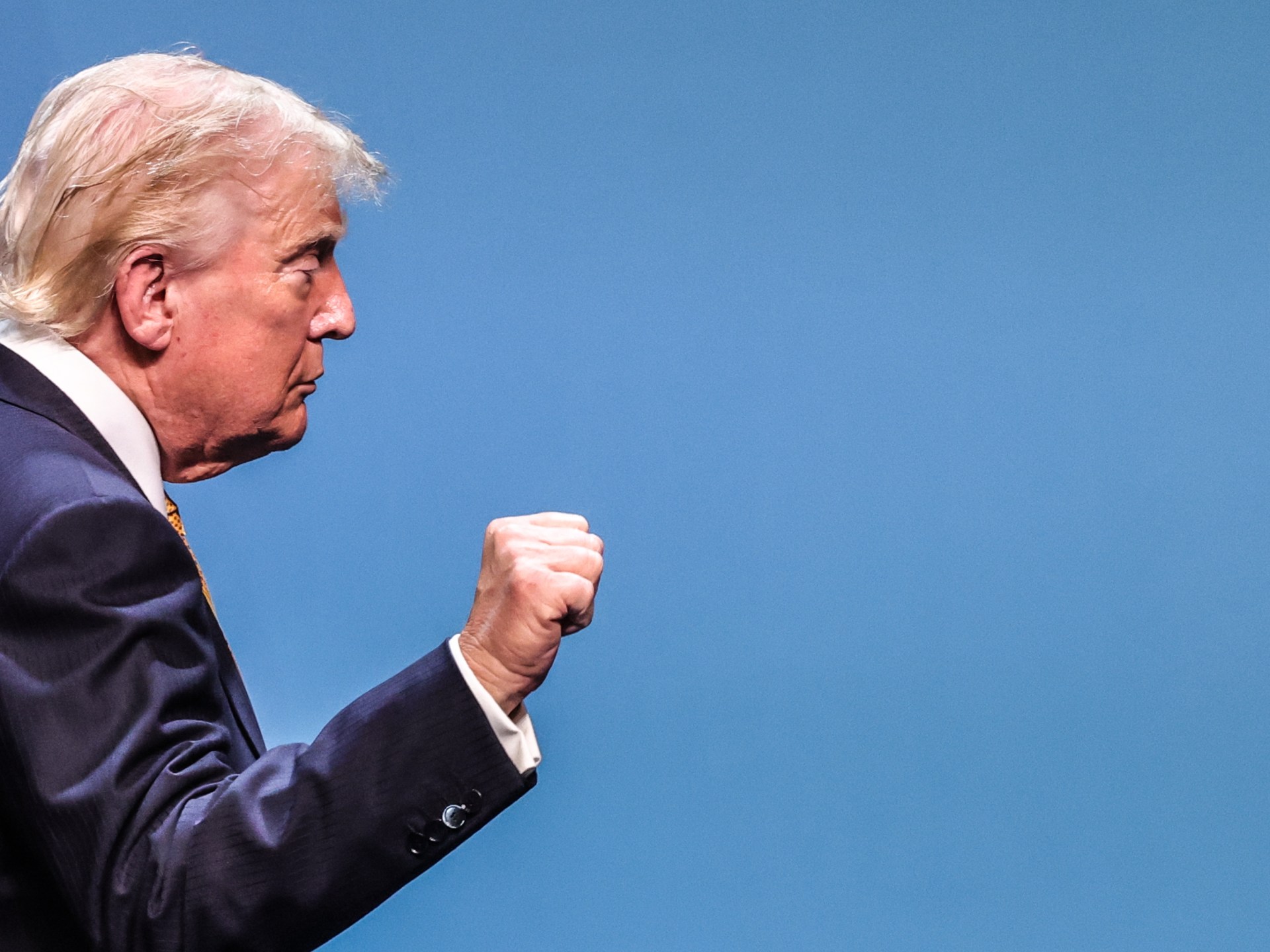 Trump warns Iran of military attack as talks continue through mediators