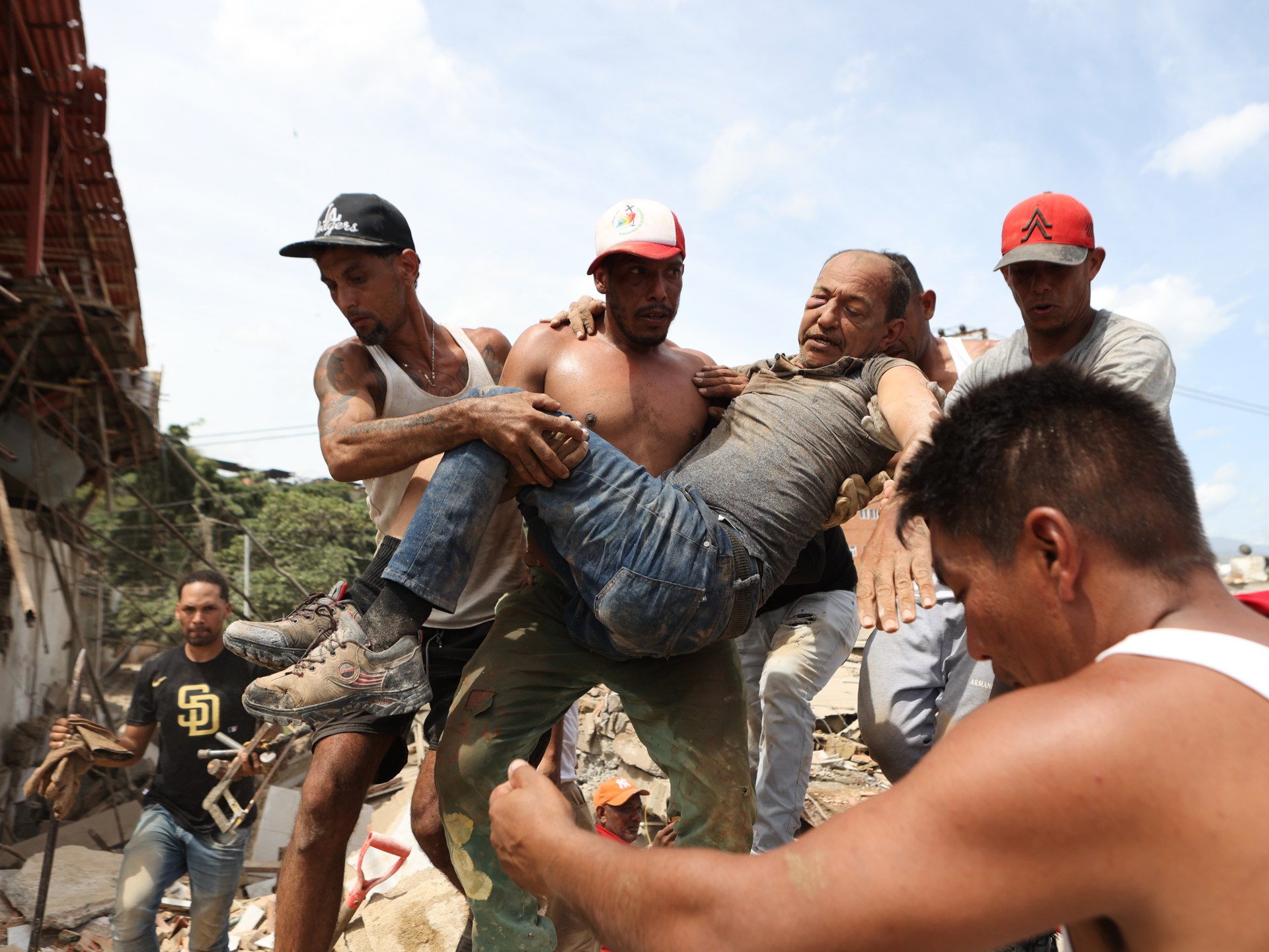 Venezuela quake survivors recount panic as death toll reaches 188