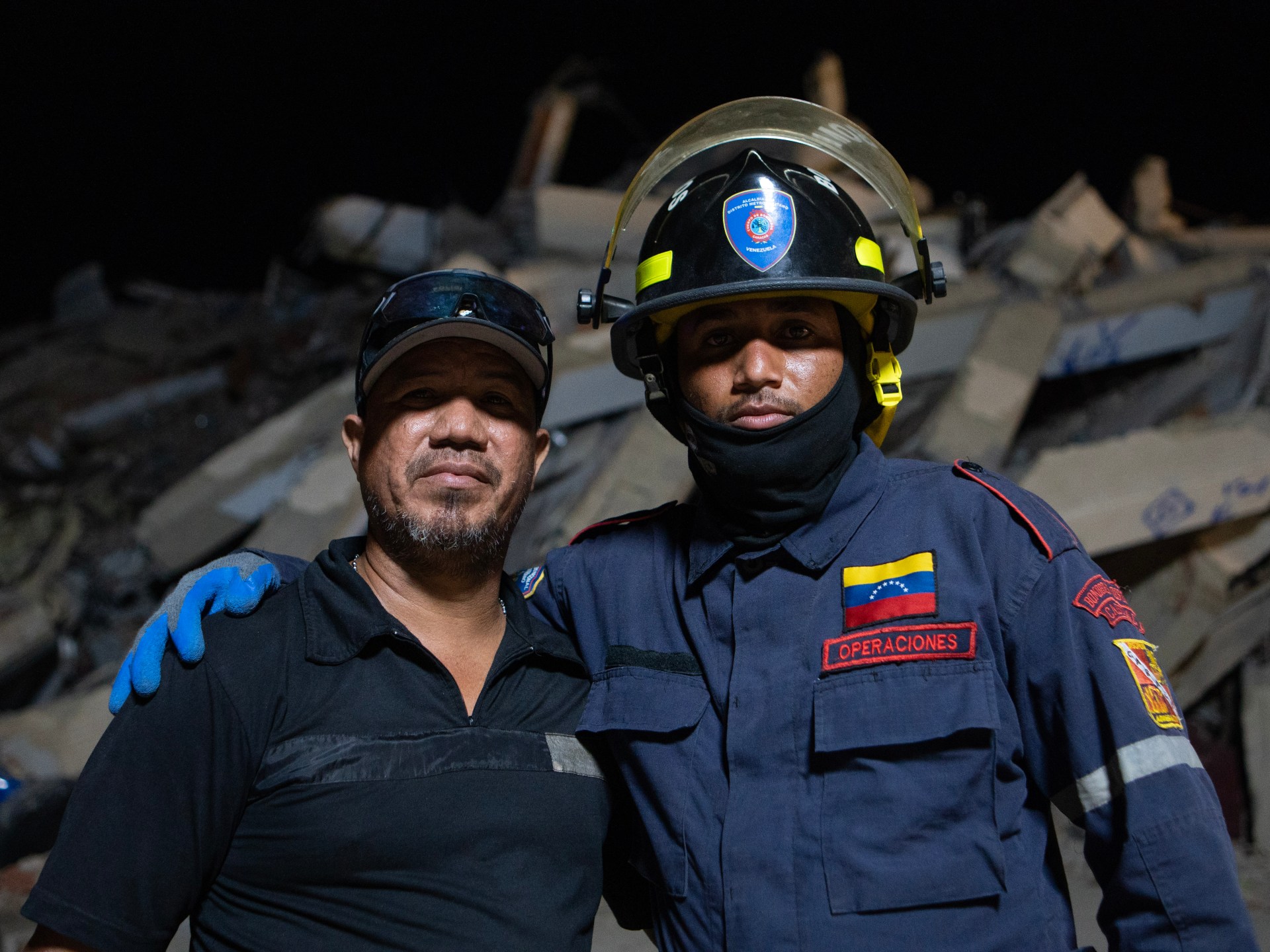 Son helps rescue father and brothers after Venezuela quakes