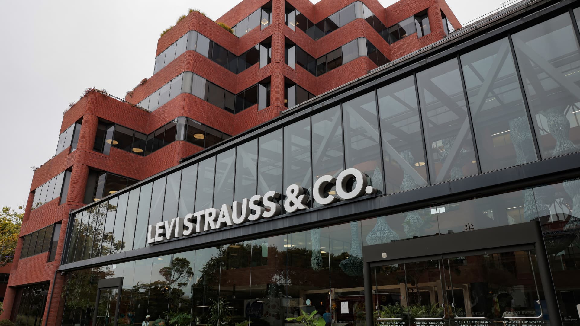 Levi Strauss raises outlook after second-quarter results beat estimates