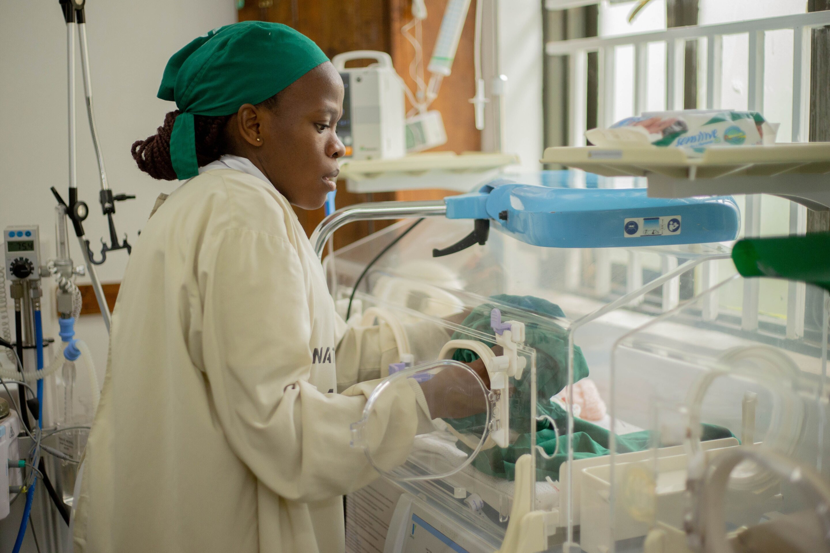 Stomach positioning fails to show clear gain for infants with bronchiolitis