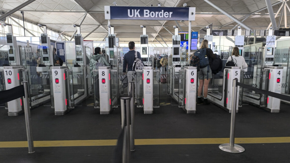 UK plans AI face age checks for asylum seekers despite accuracy concerns