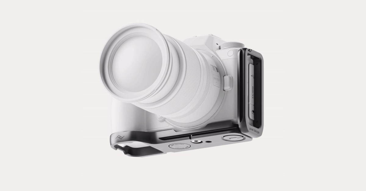 Peak Design adds camera tracking to a modular tripod bracket