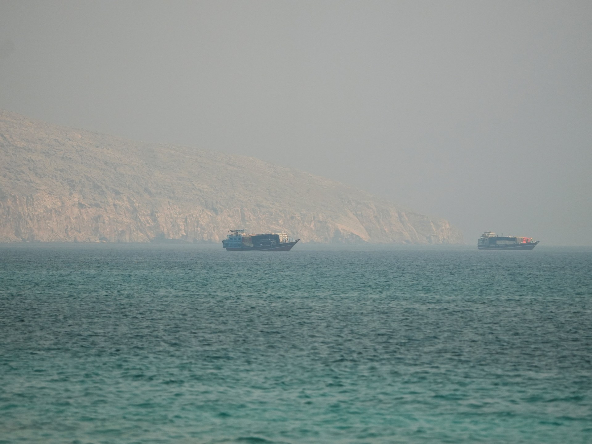Hormuz traffic dispute sharpens as Iran and US trade threats