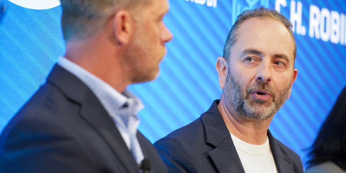 Companies build guardrails as AI agents take on operating work