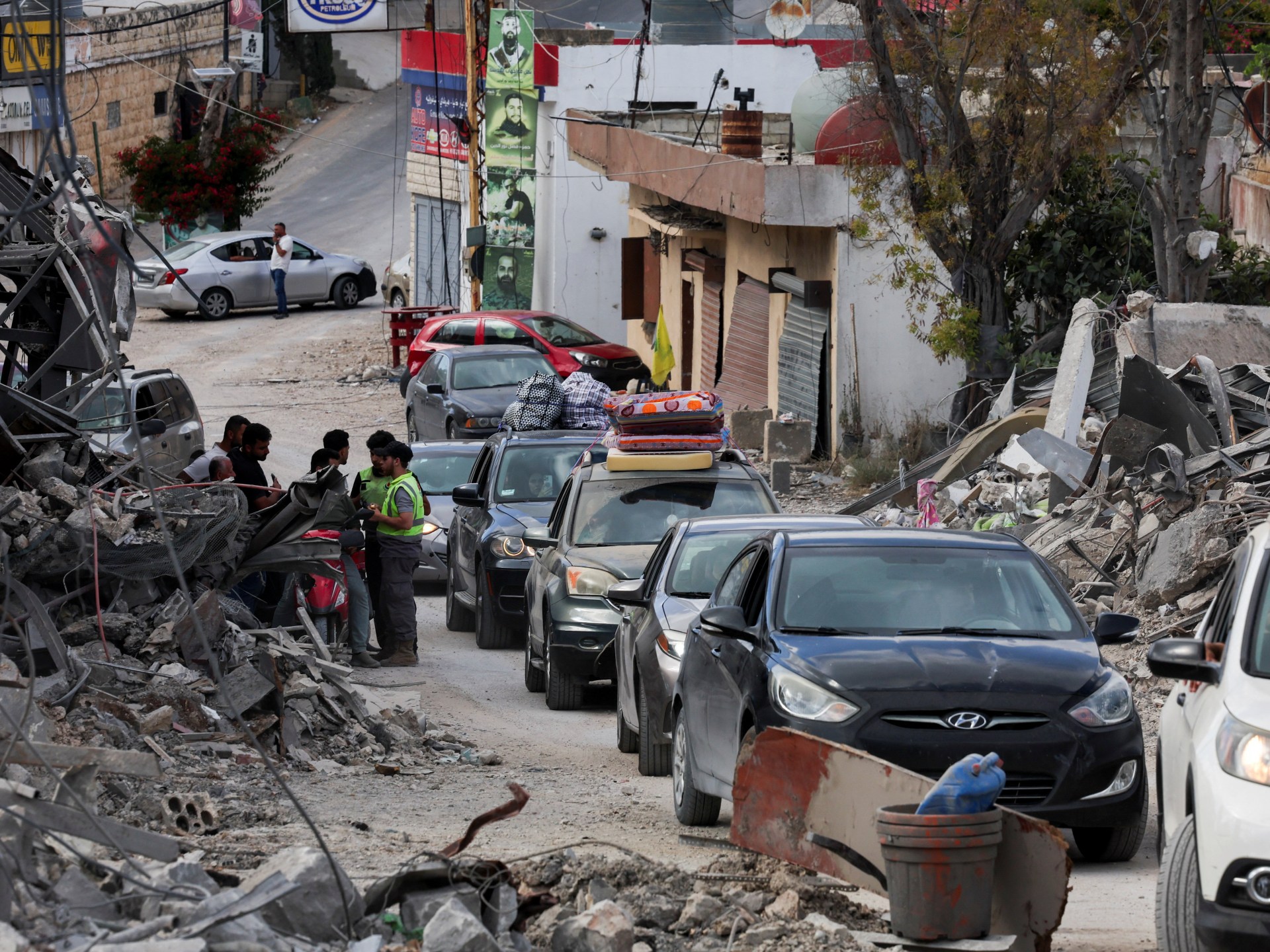 Families return to wrecked south Lebanon towns after ceasefire