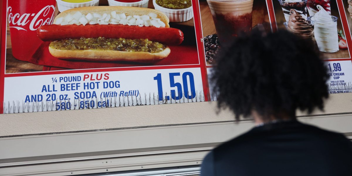 Costco chief says $1.50 hot dog combo will stay put
