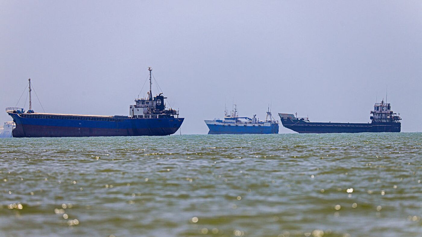 U.S. opens Iranian ports under temporary ceasefire terms