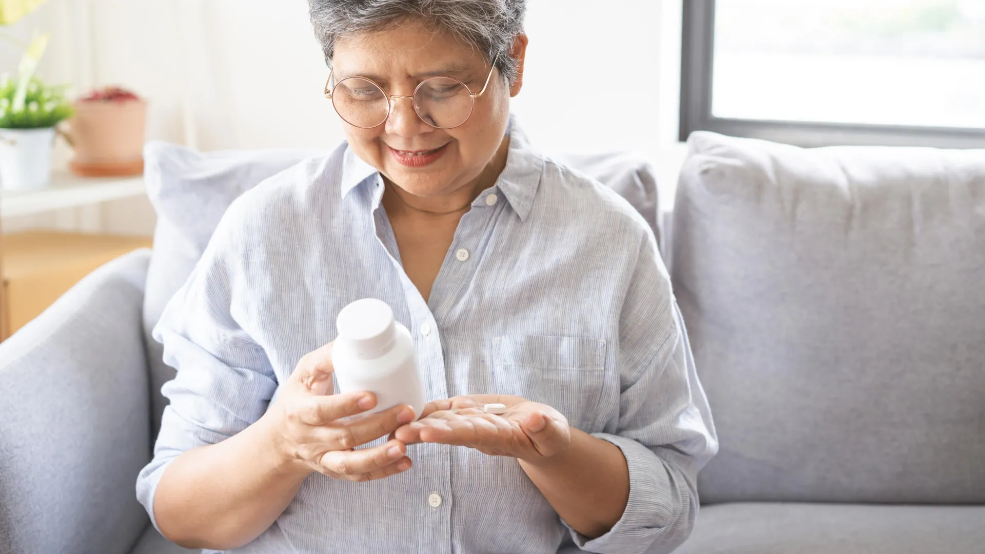 B12 deficiency symptoms may be mistaken for aging