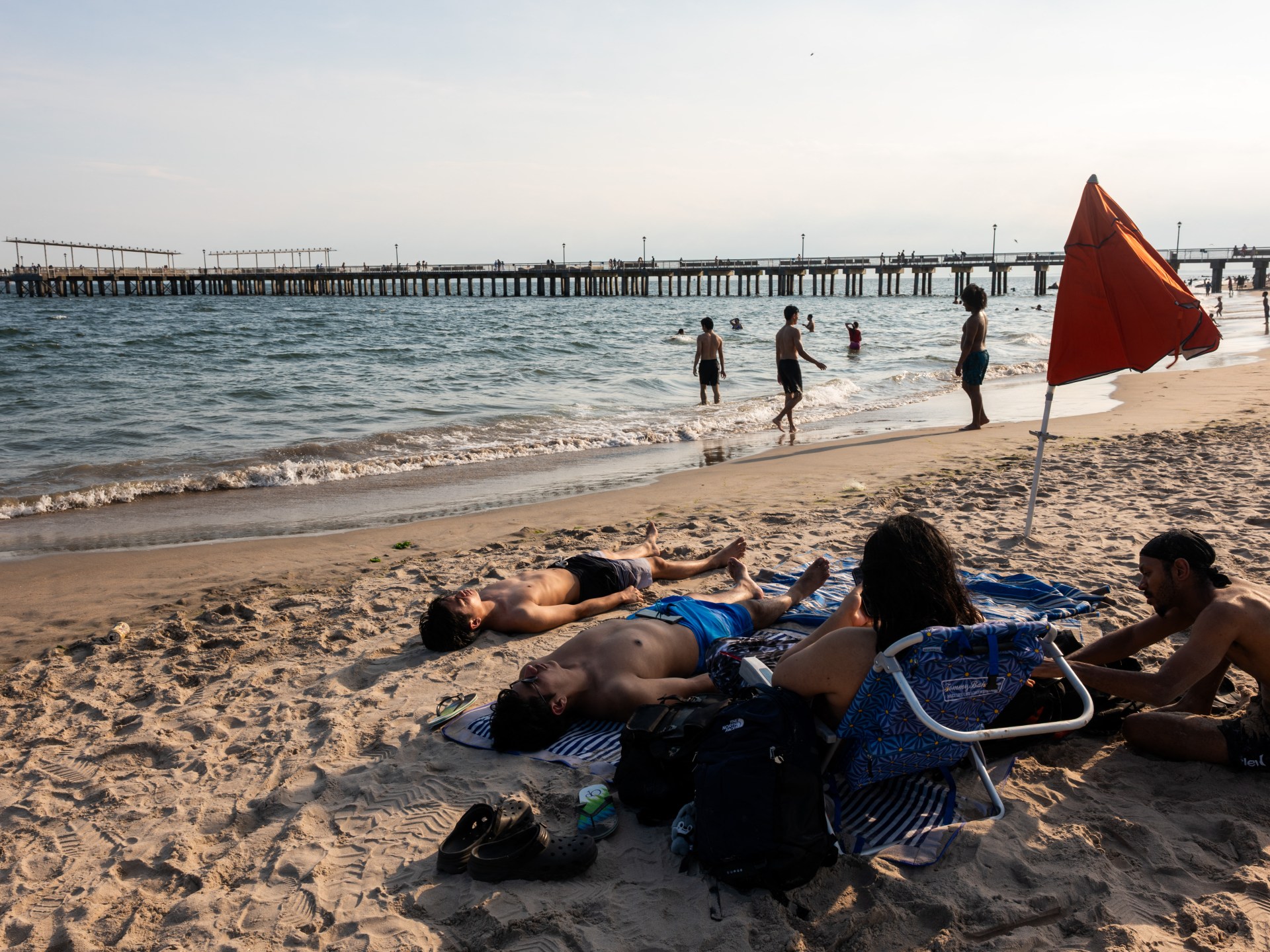Heat wave puts US power grids on alert as AI lifts demand