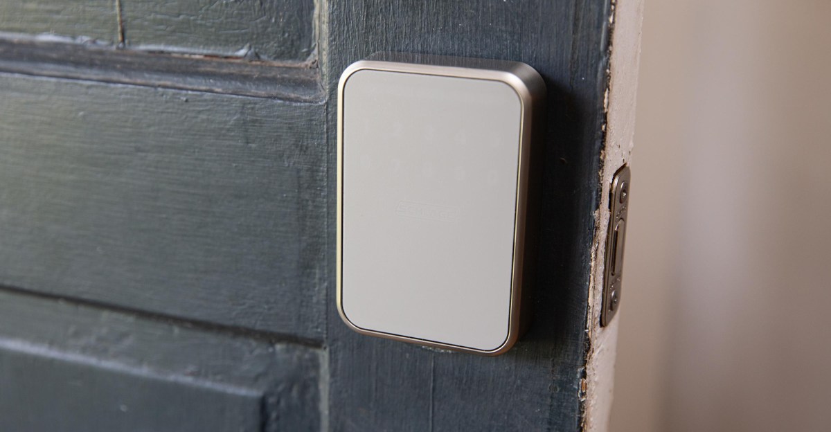 Schlage Sense Pro brings UWB hands-free unlocking to a $399 deadbolt