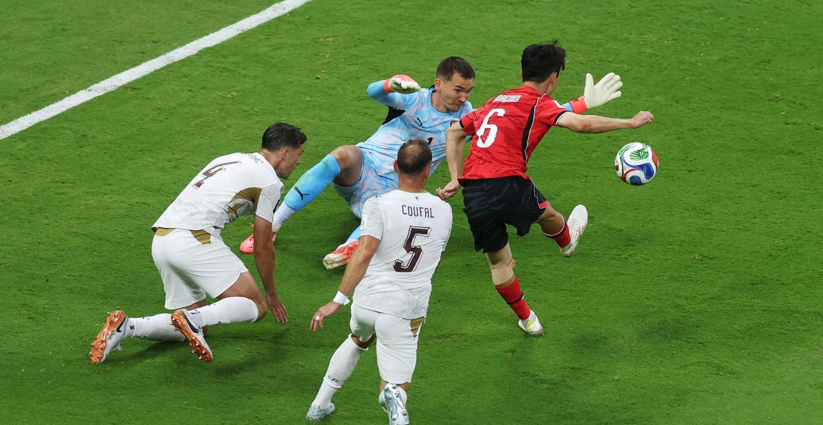 World Cup streamers offer short free trials for lower-cost viewing