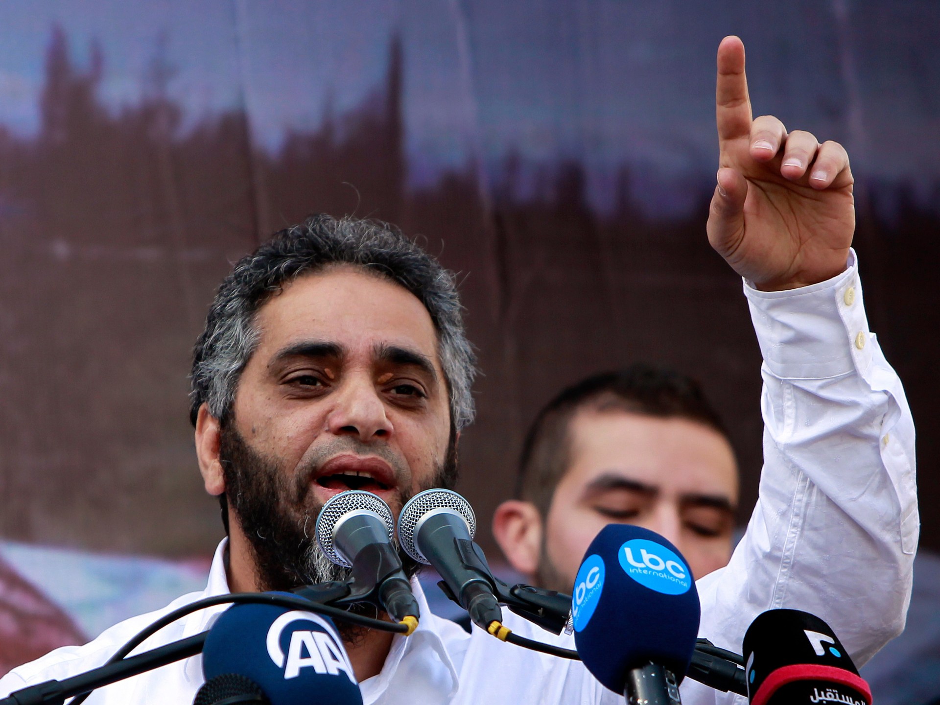 Lebanese singer Fadel Shaker released on bail in armed group case