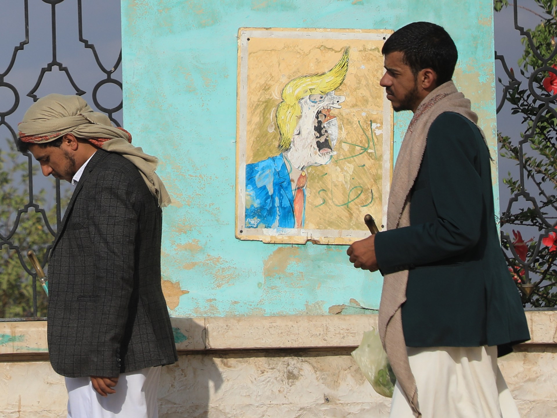 Yemenis fear renewed war after Houthi blockade threat on Saudi shipping